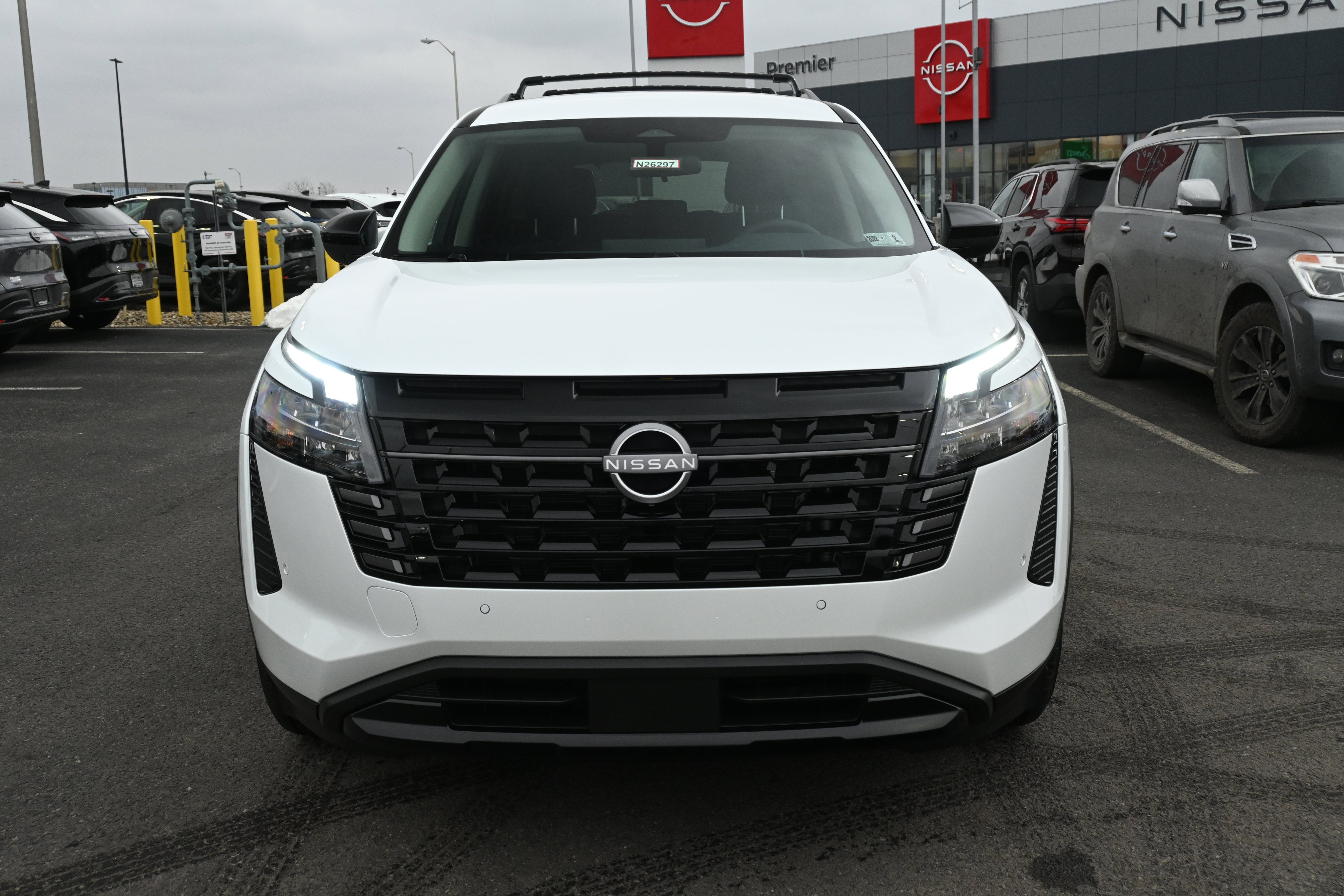 2026 Nissan Pathfinder SV