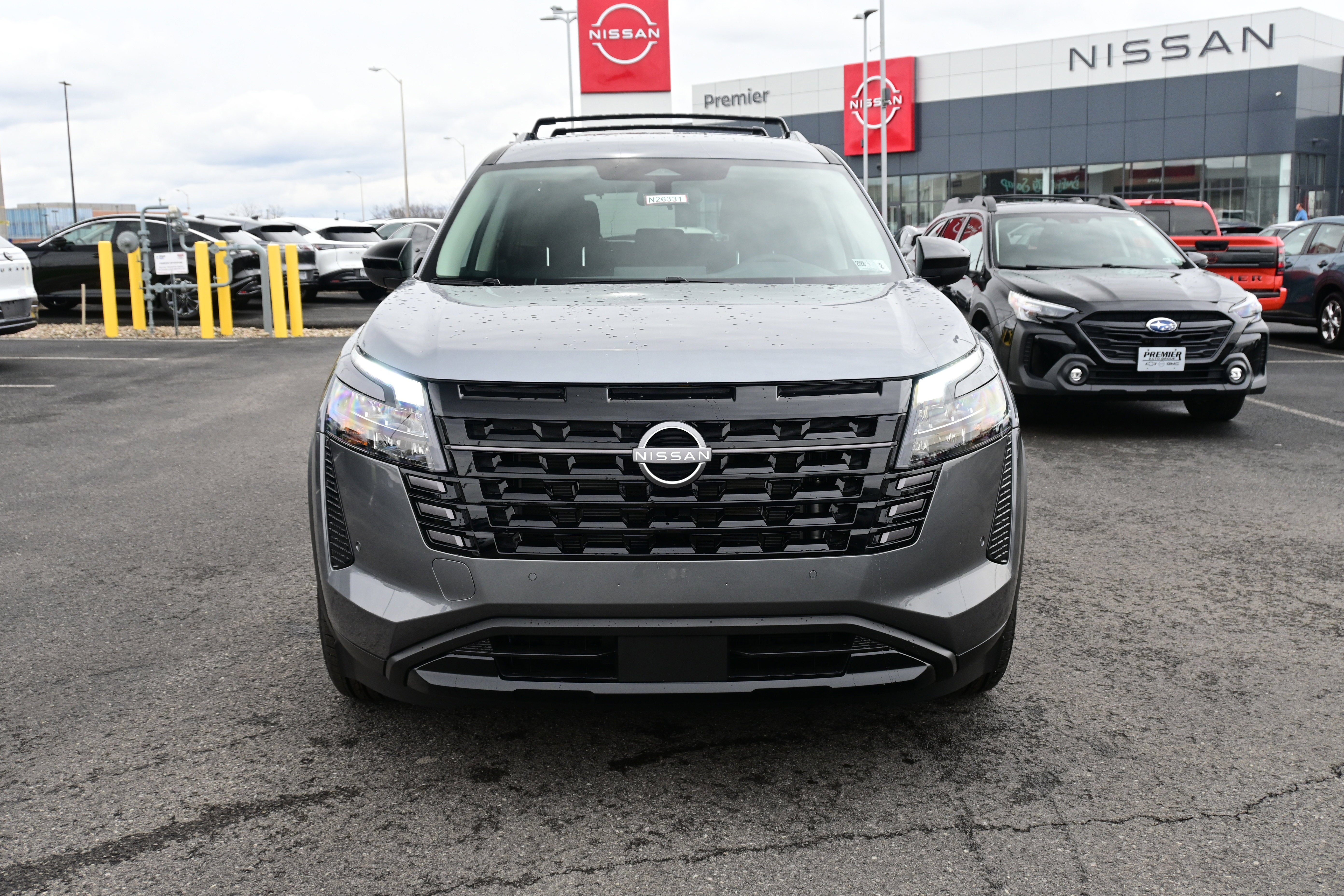 2026 Nissan Pathfinder SV