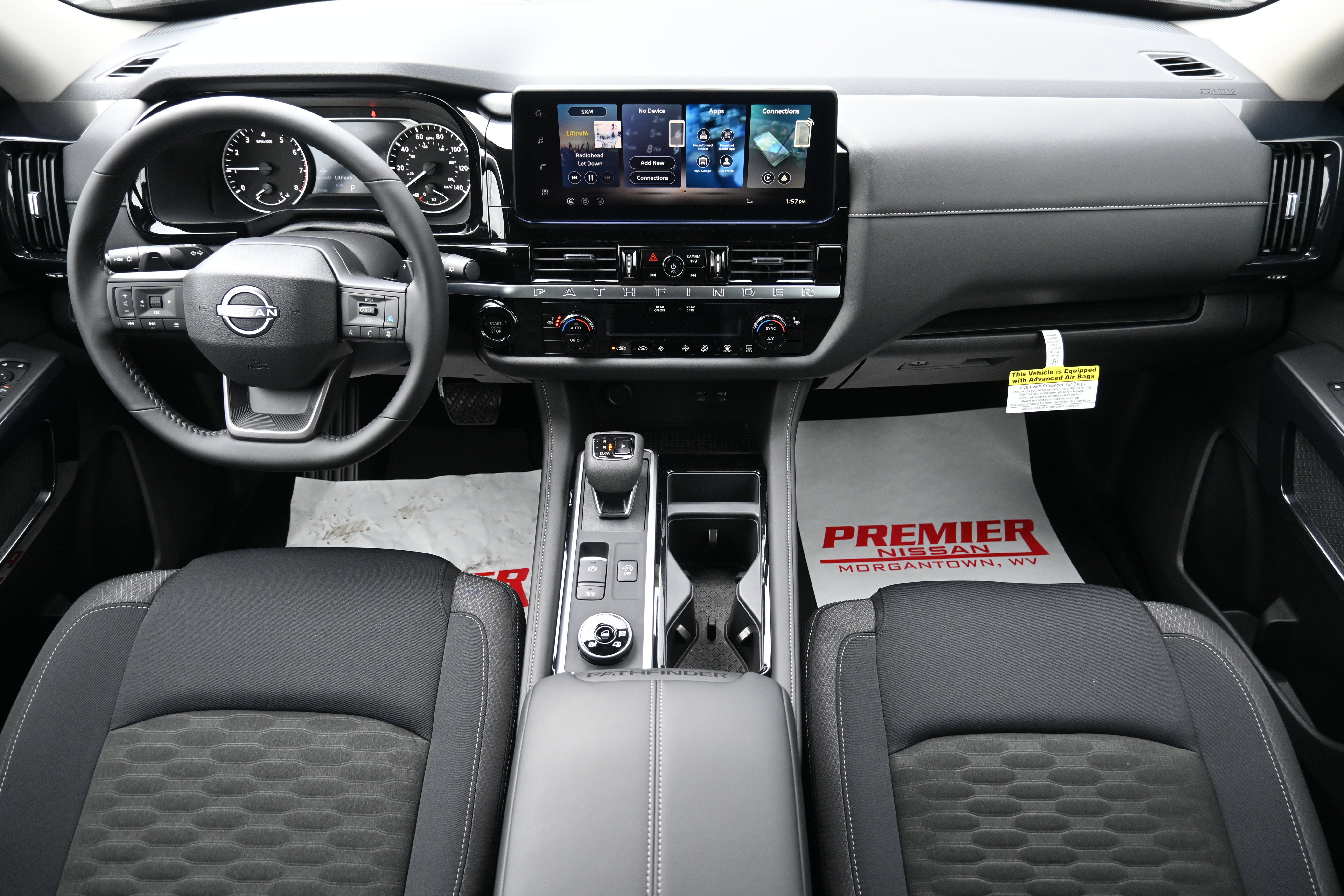 2026 Nissan Pathfinder SV