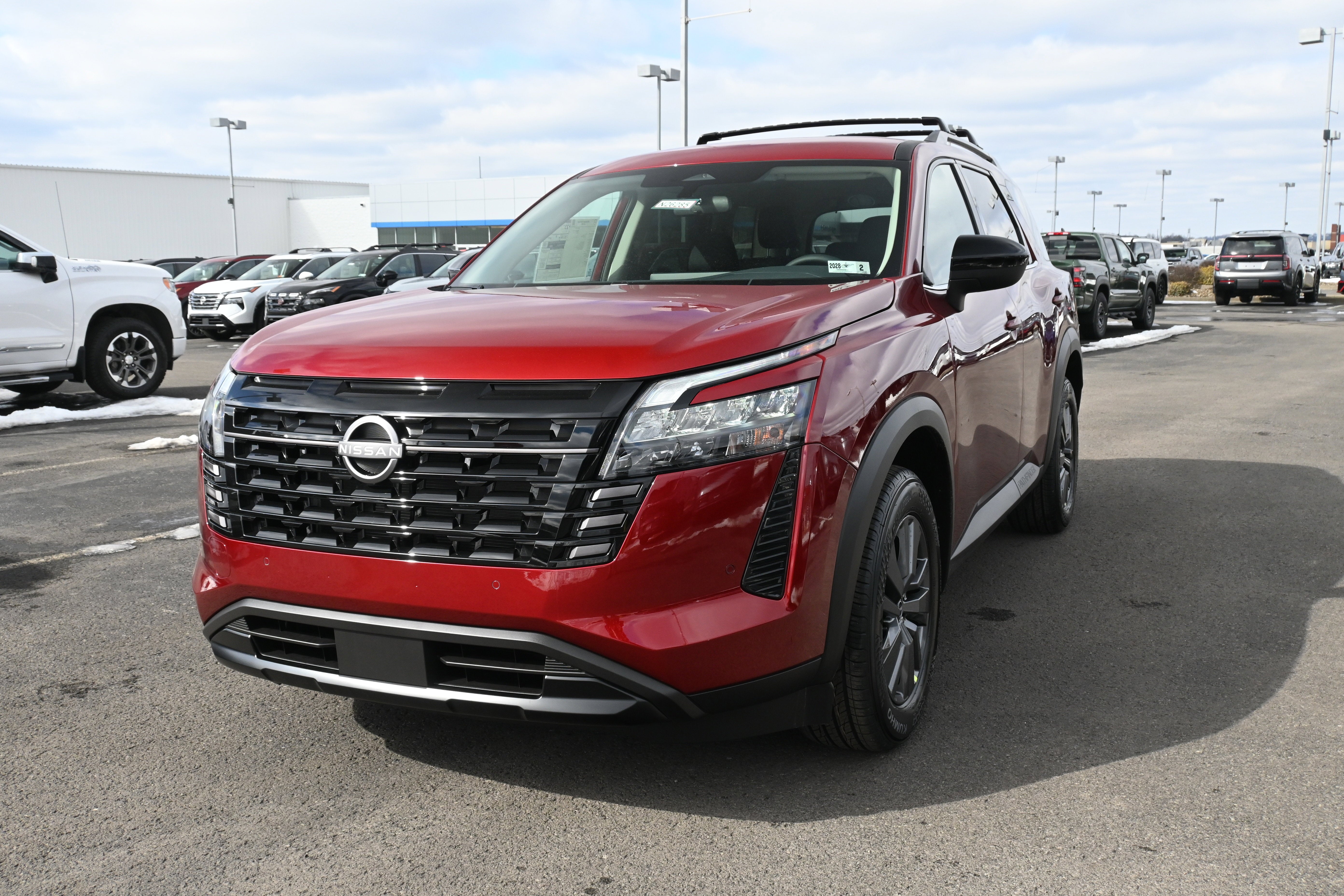 2026 Nissan Pathfinder SV