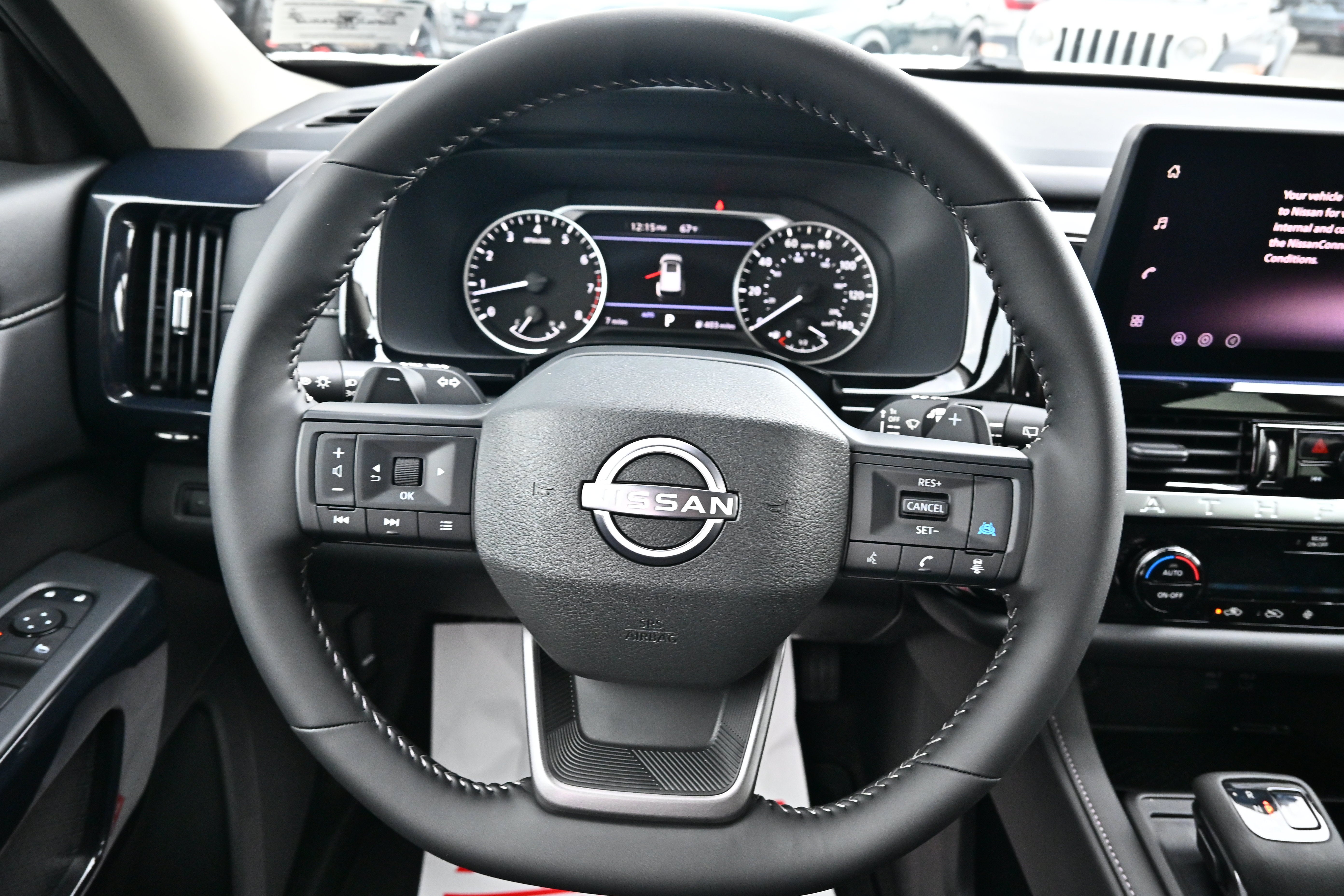 2026 Nissan Pathfinder SV
