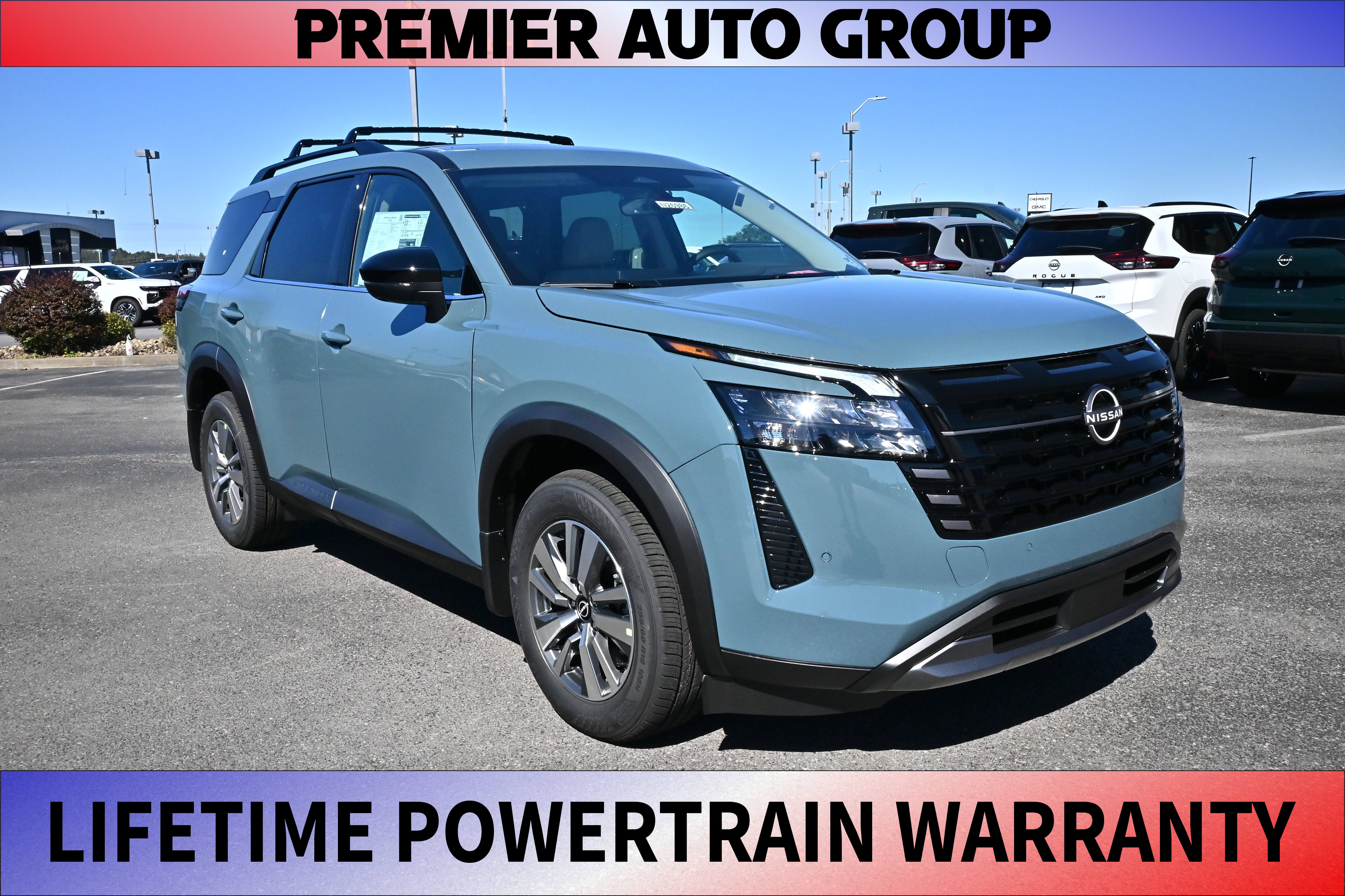 2026 Nissan Pathfinder SL