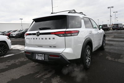 2026 Nissan Pathfinder SL