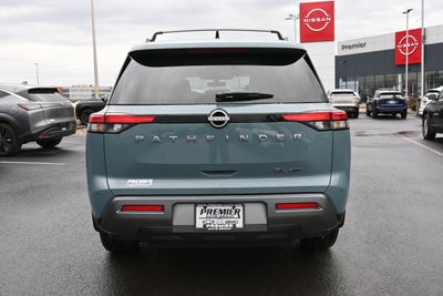 2026 Nissan Pathfinder SL