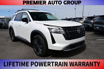 2026 Nissan Pathfinder SL