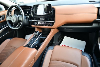 2025 Nissan Pathfinder Platinum