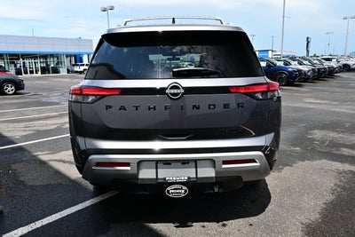 2025 Nissan Pathfinder Platinum
