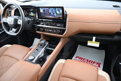 2026 Nissan Pathfinder Platinum