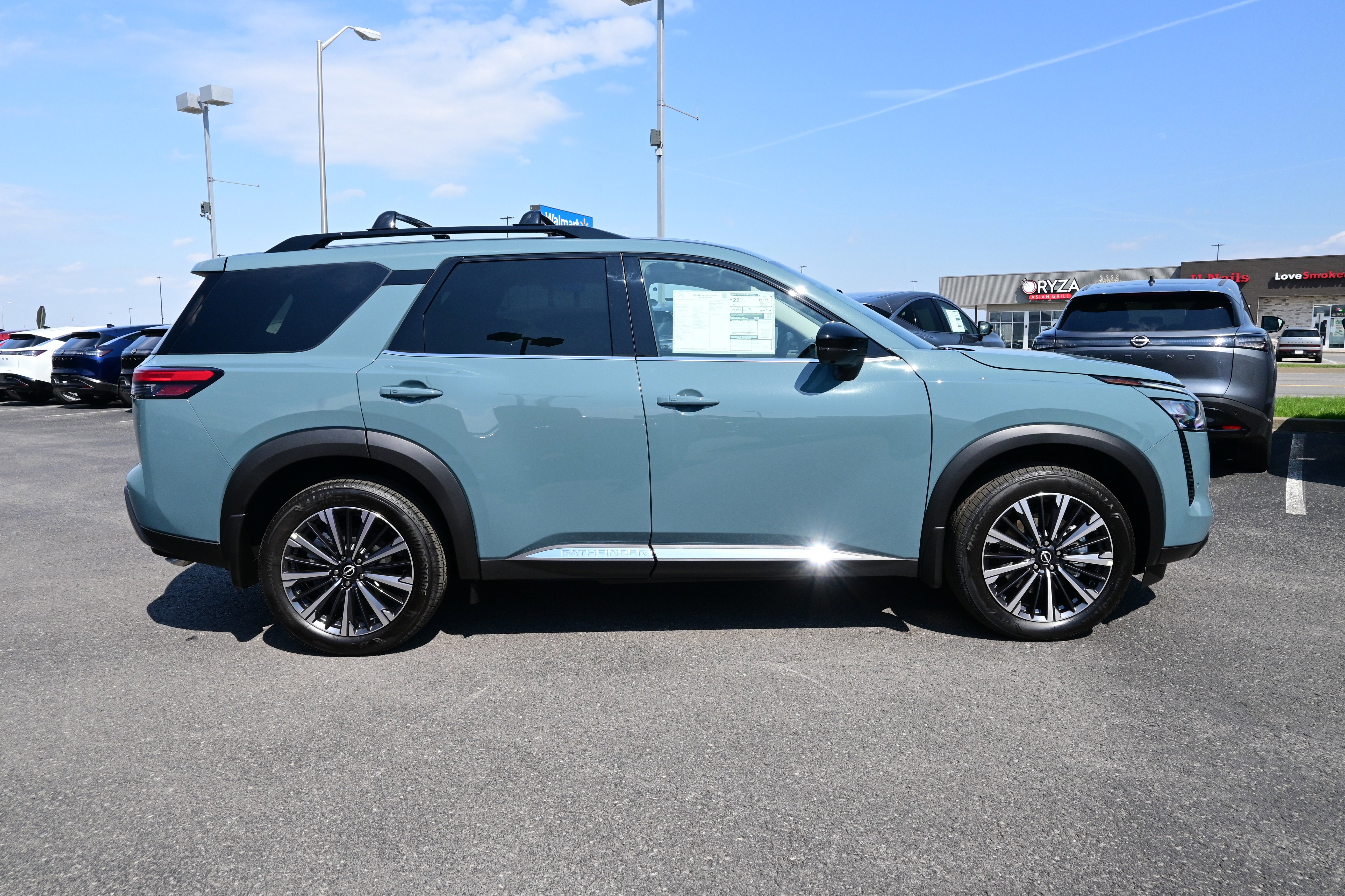 2026 Nissan Pathfinder Platinum