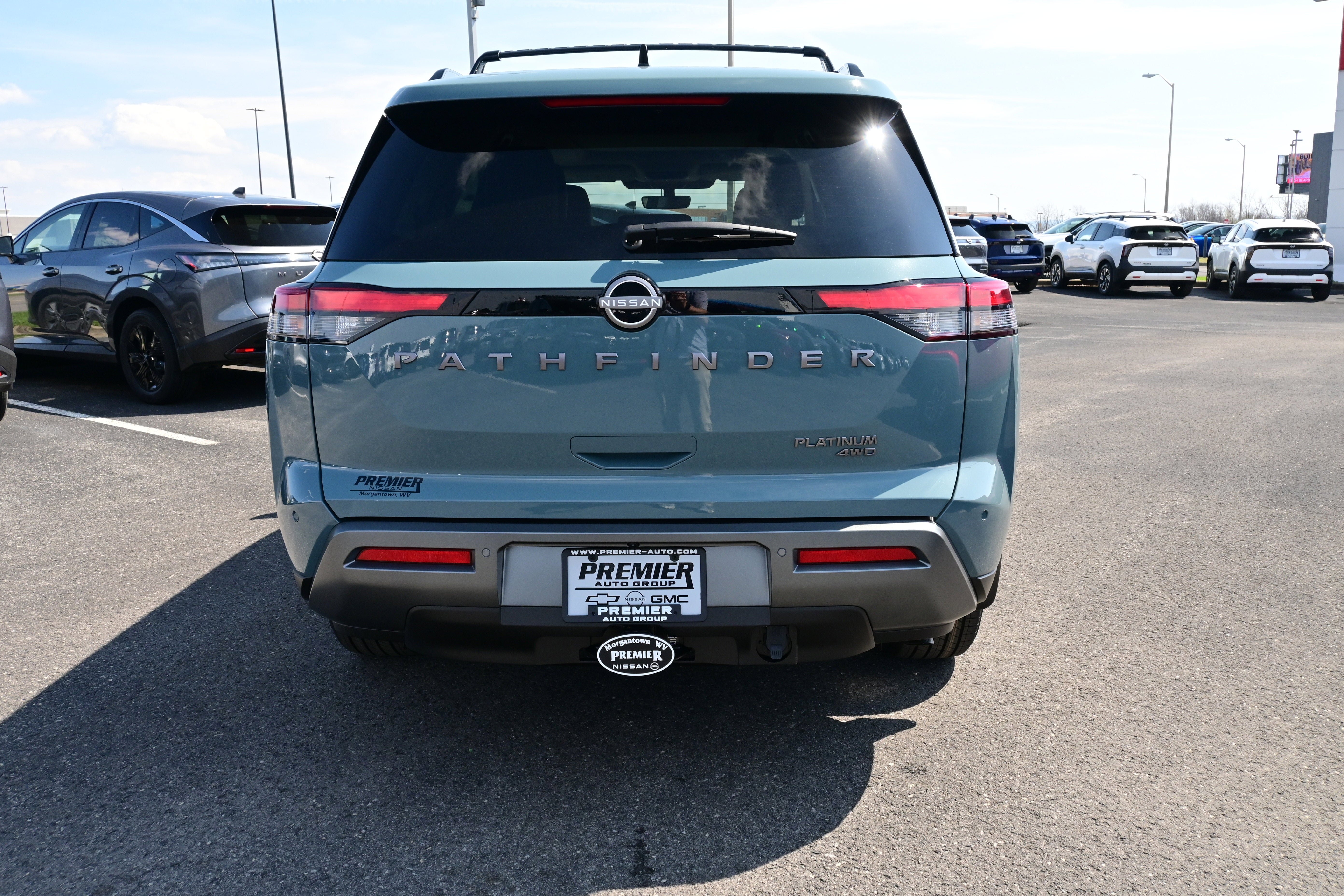 2026 Nissan Pathfinder Platinum