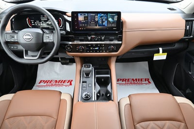 2026 Nissan Pathfinder Platinum