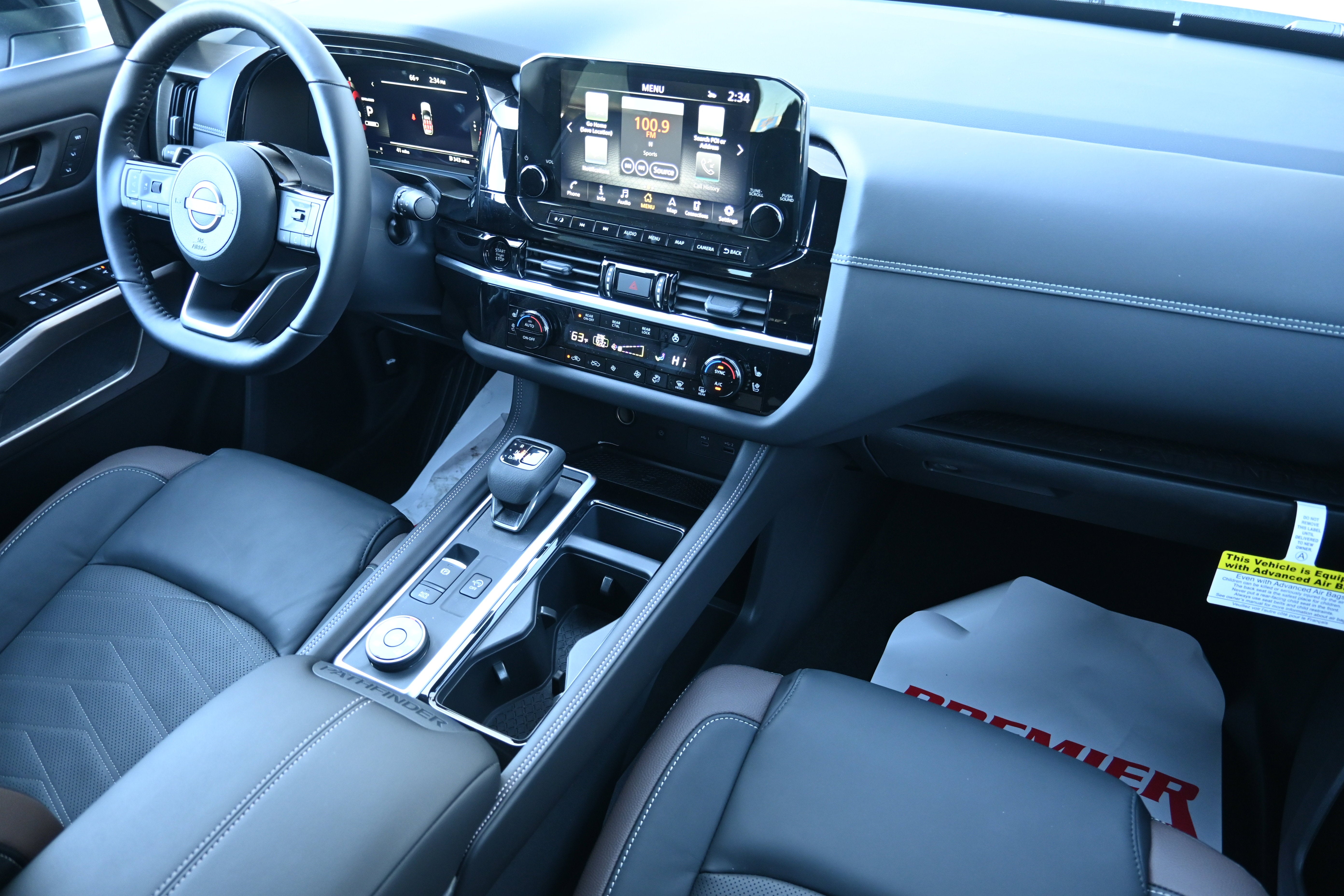 2025 Nissan Pathfinder Platinum