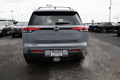 2026 Nissan Pathfinder Platinum