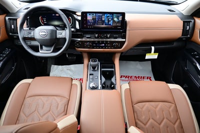 2026 Nissan Pathfinder Platinum