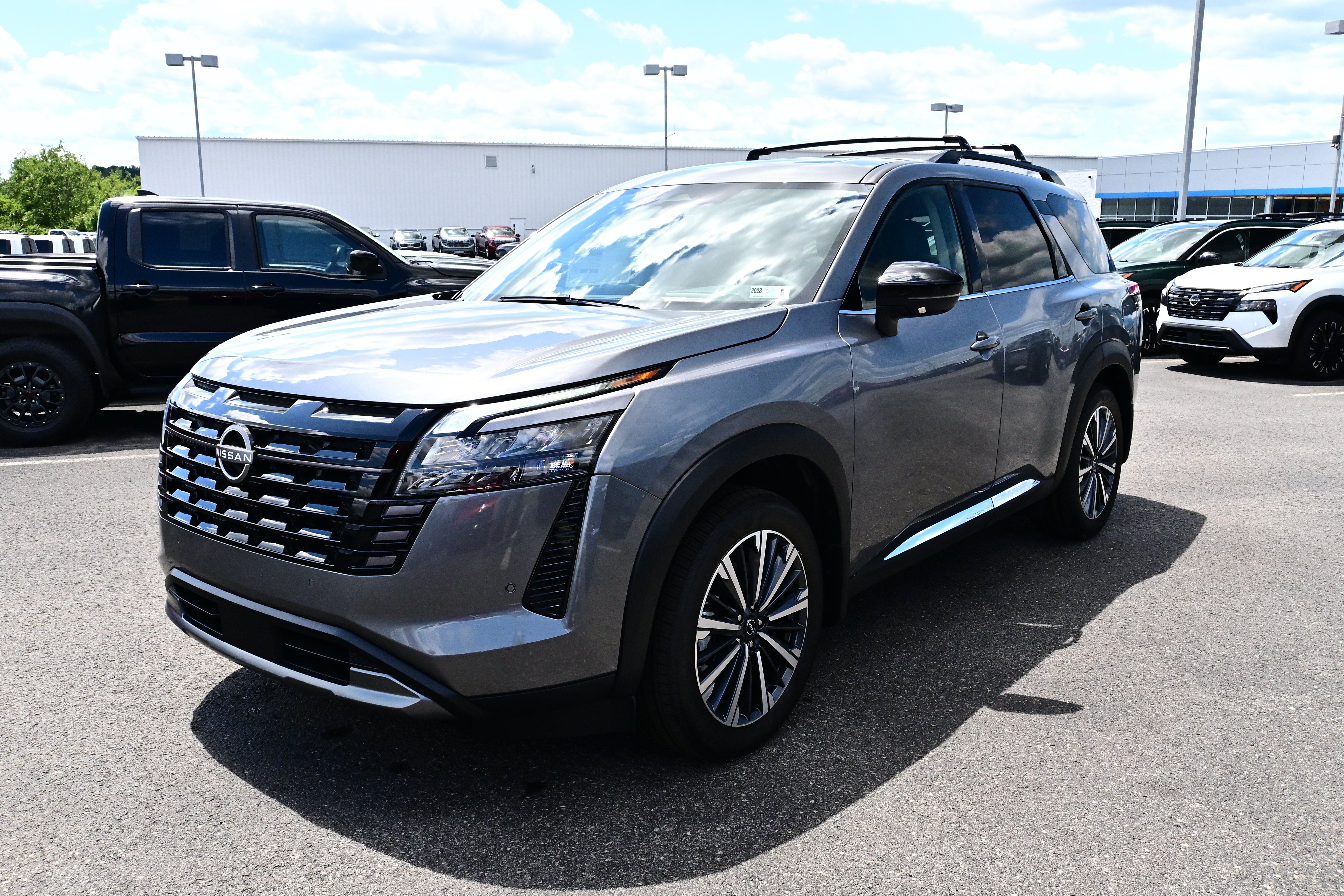 2026 Nissan Pathfinder Platinum