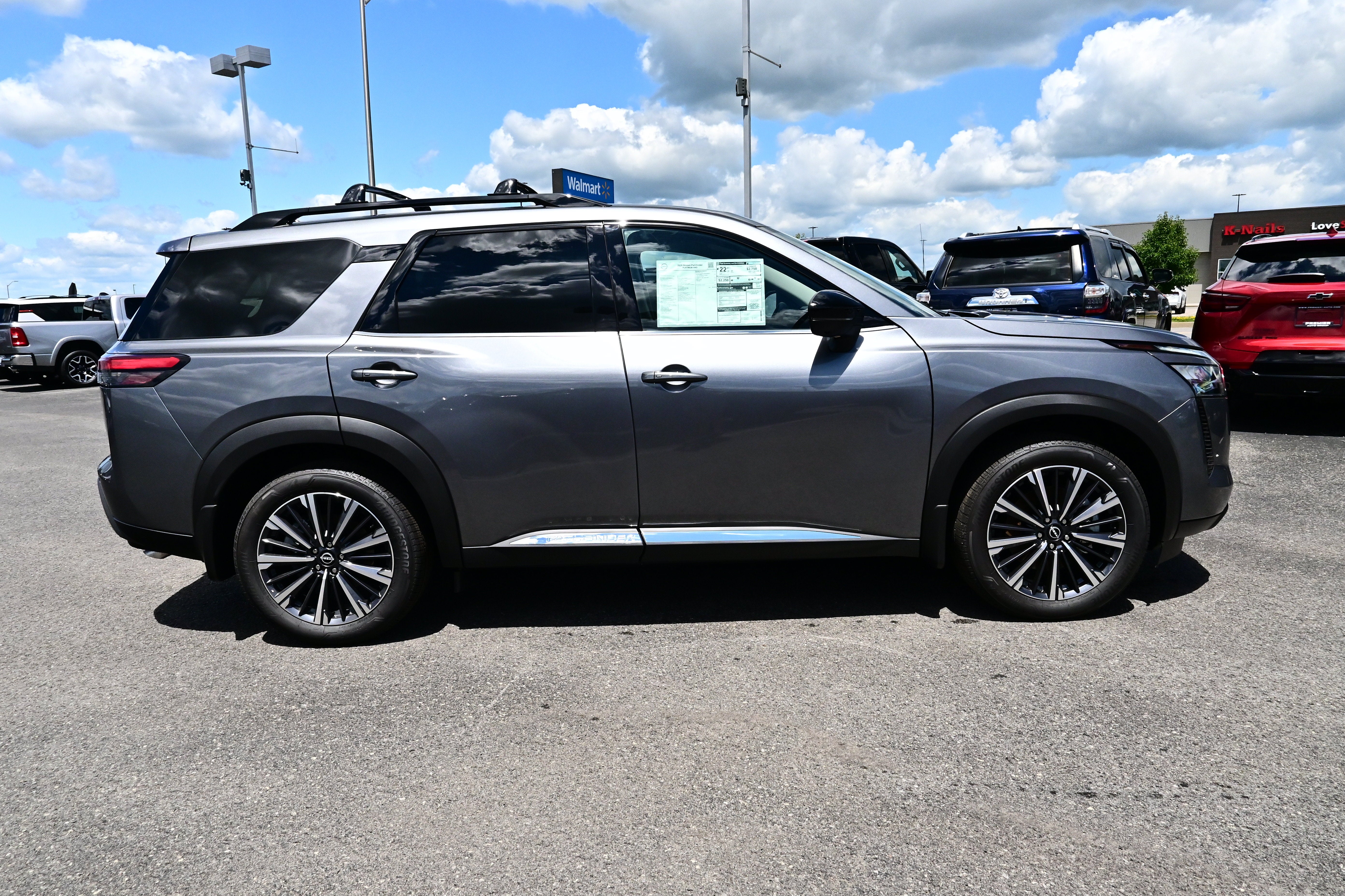 2026 Nissan Pathfinder Platinum