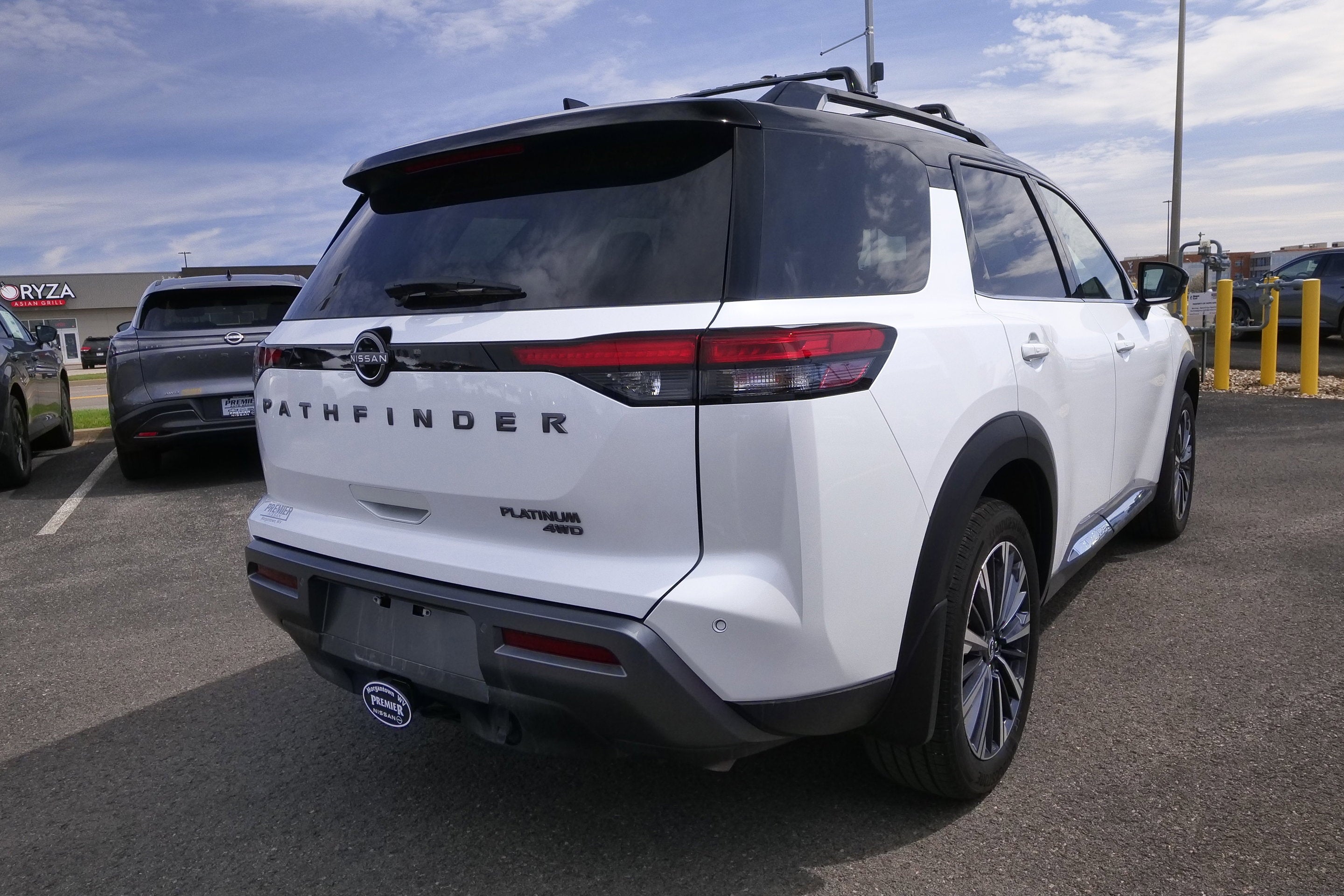 2026 Nissan Pathfinder Platinum