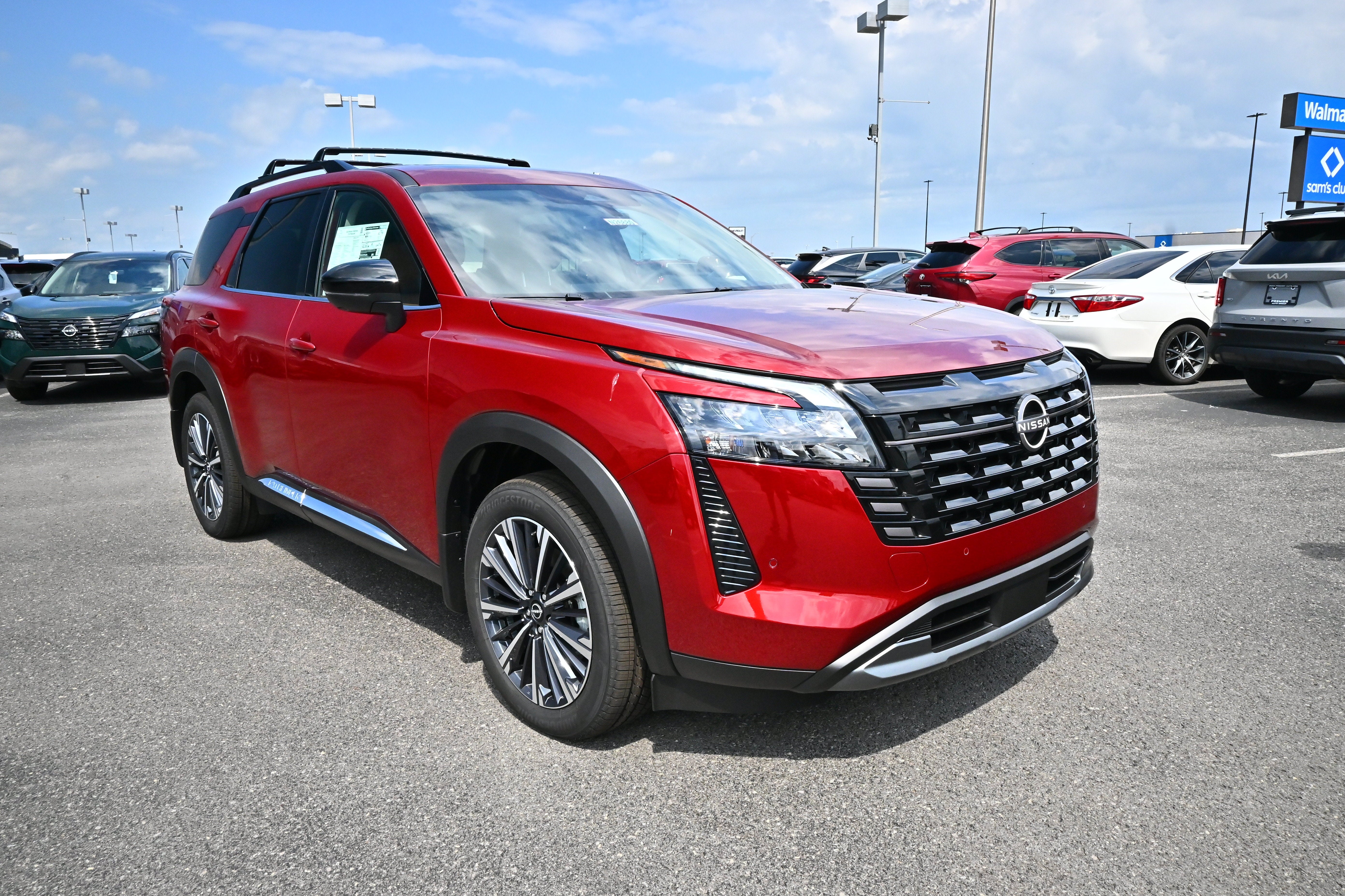 2026 Nissan Pathfinder Platinum