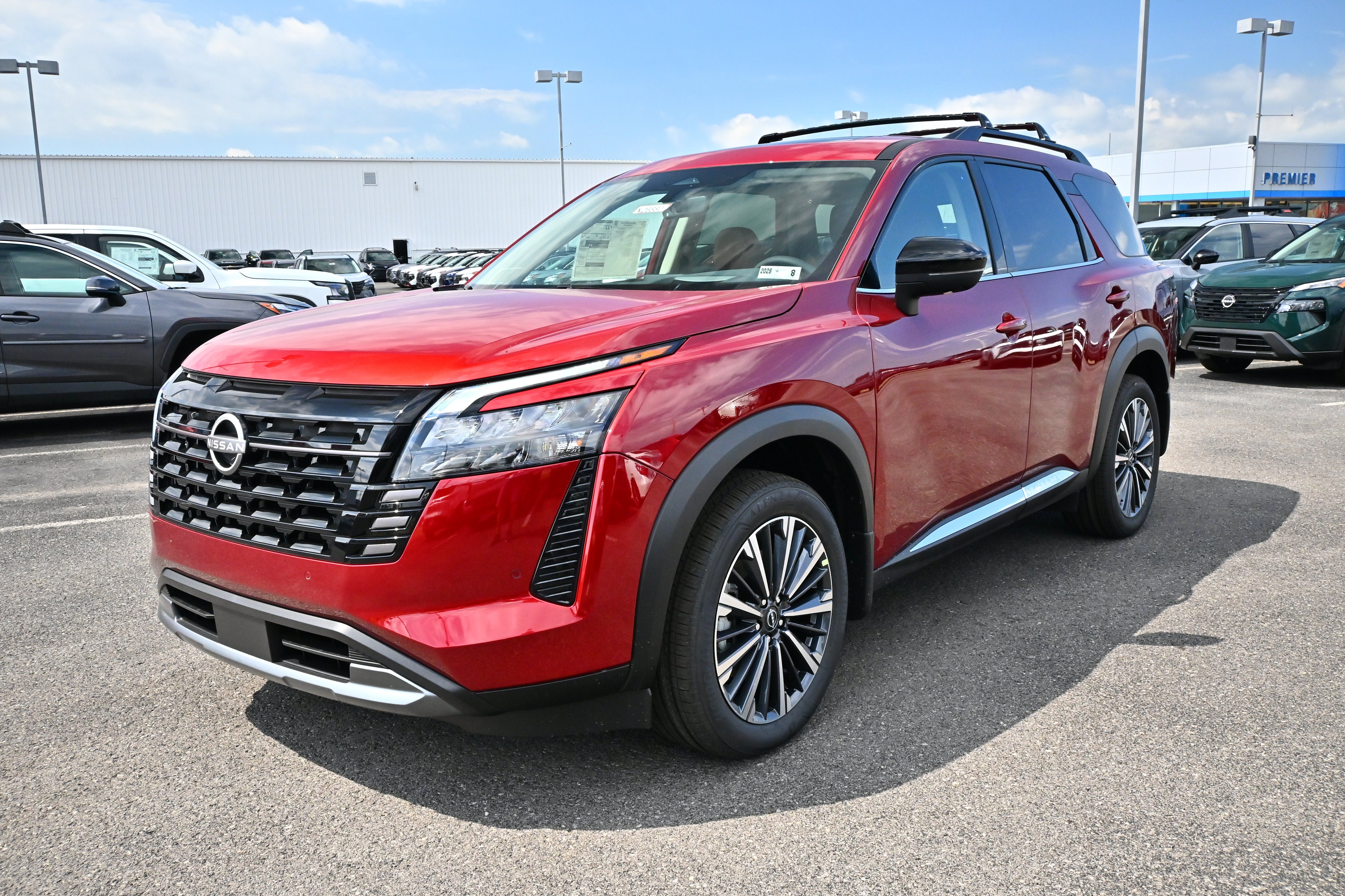 2026 Nissan Pathfinder Platinum