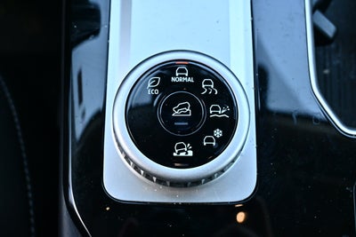 2025 Mitsubishi Outlander ES