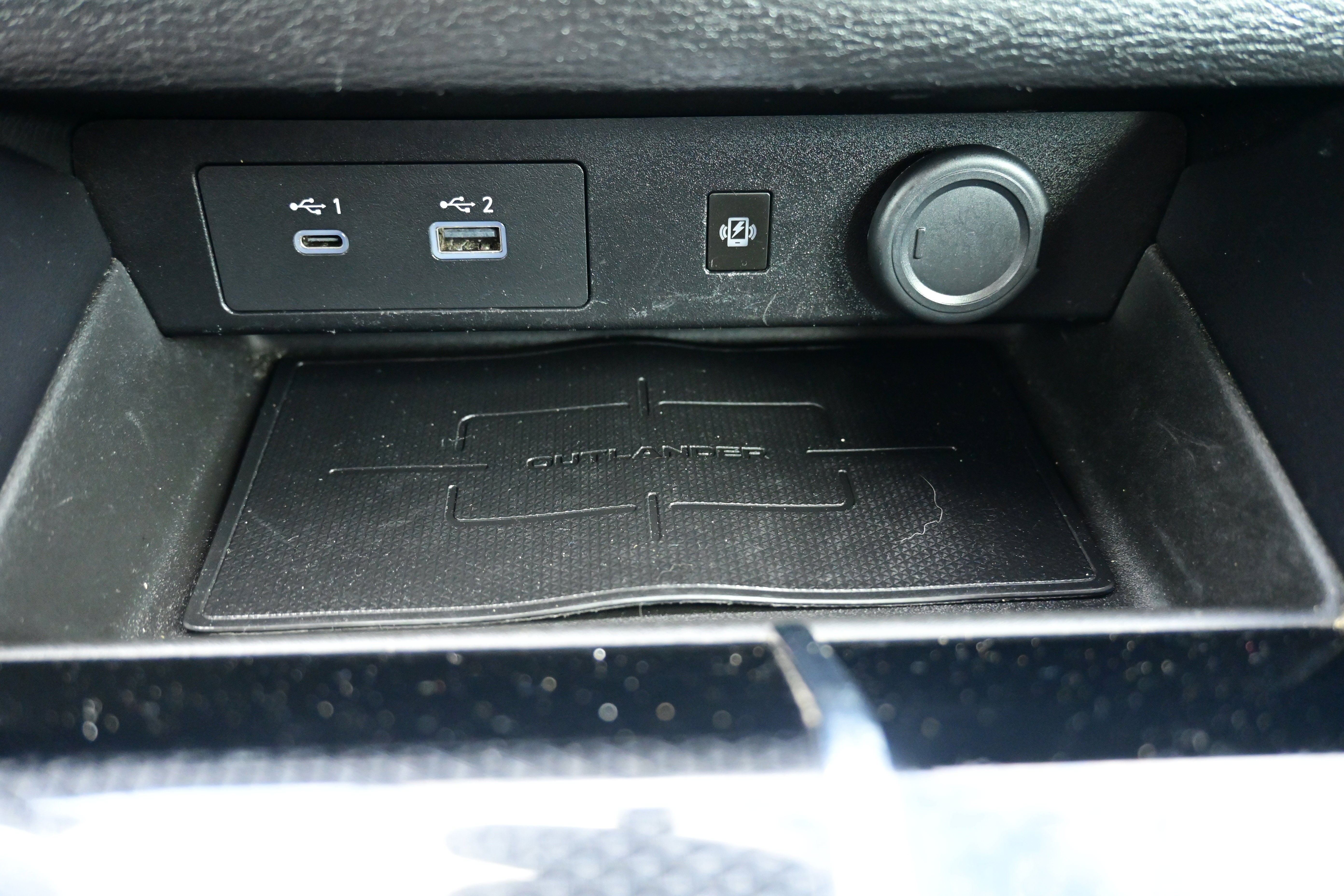 2022 Mitsubishi Outlander Black Edition