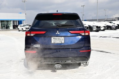 2022 Mitsubishi Outlander Black Edition