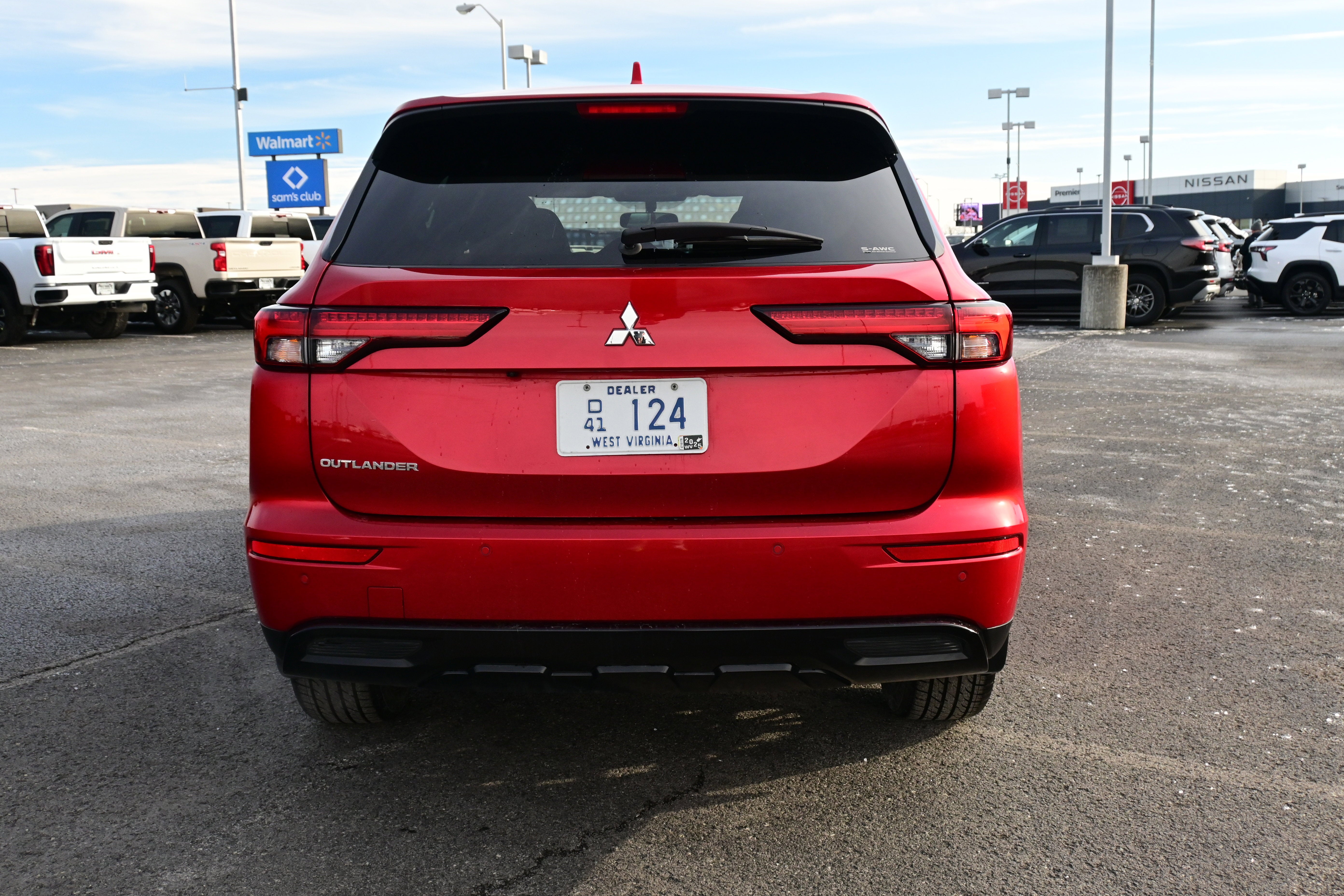 2022 Mitsubishi Outlander Black Edition
