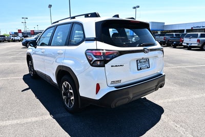 2025 Subaru Forester Base