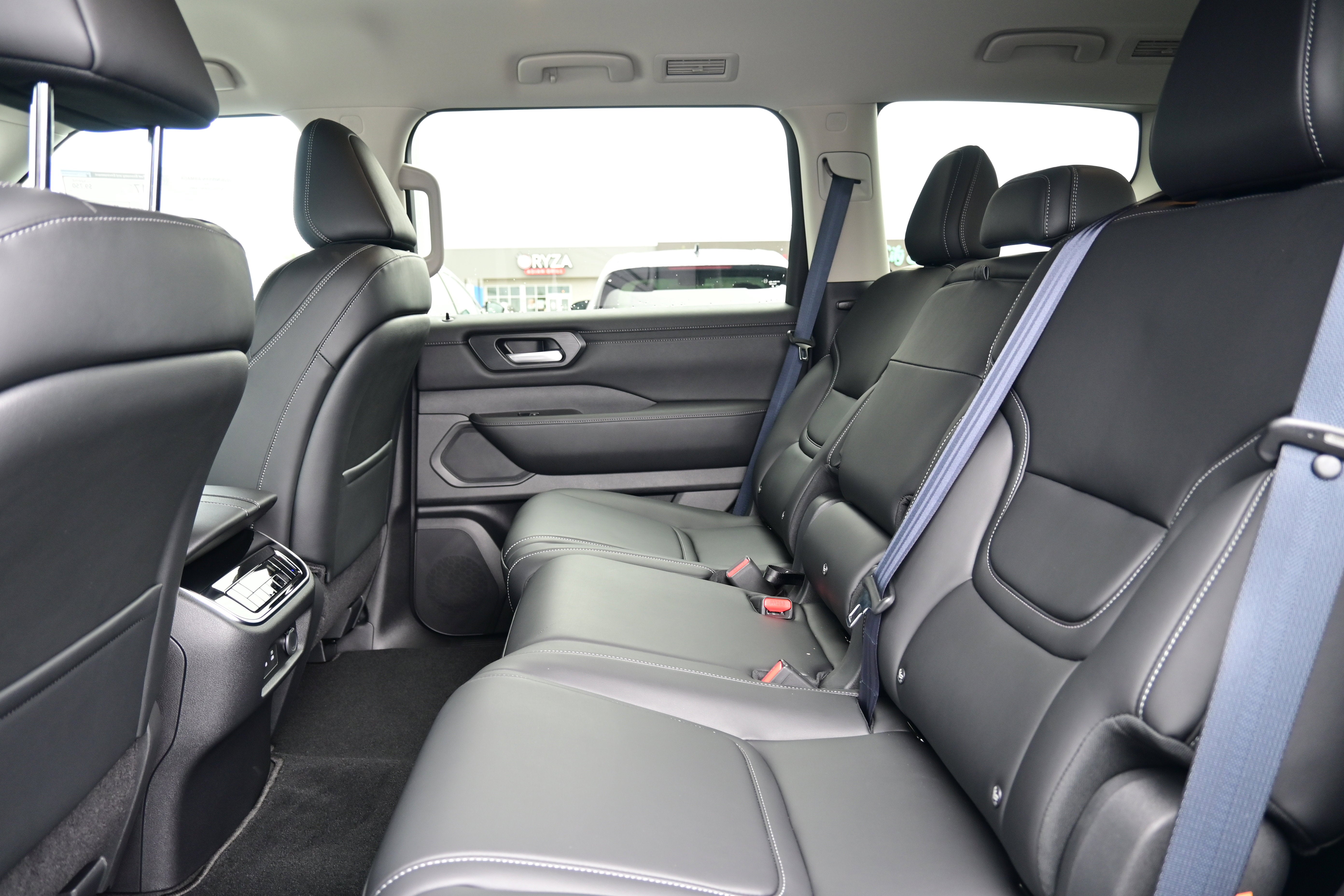 2026 Nissan Armada SV