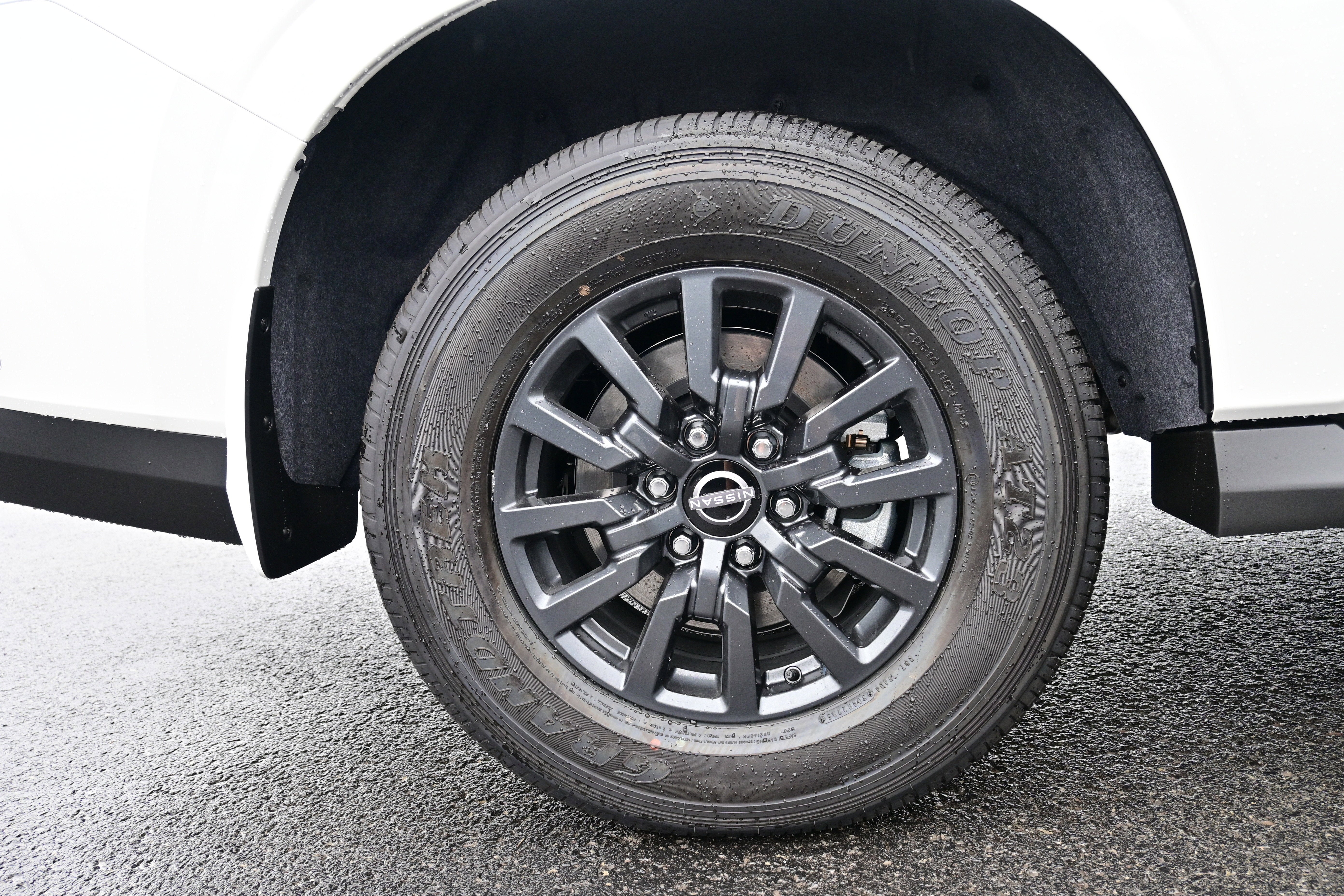 2026 Nissan Armada SV