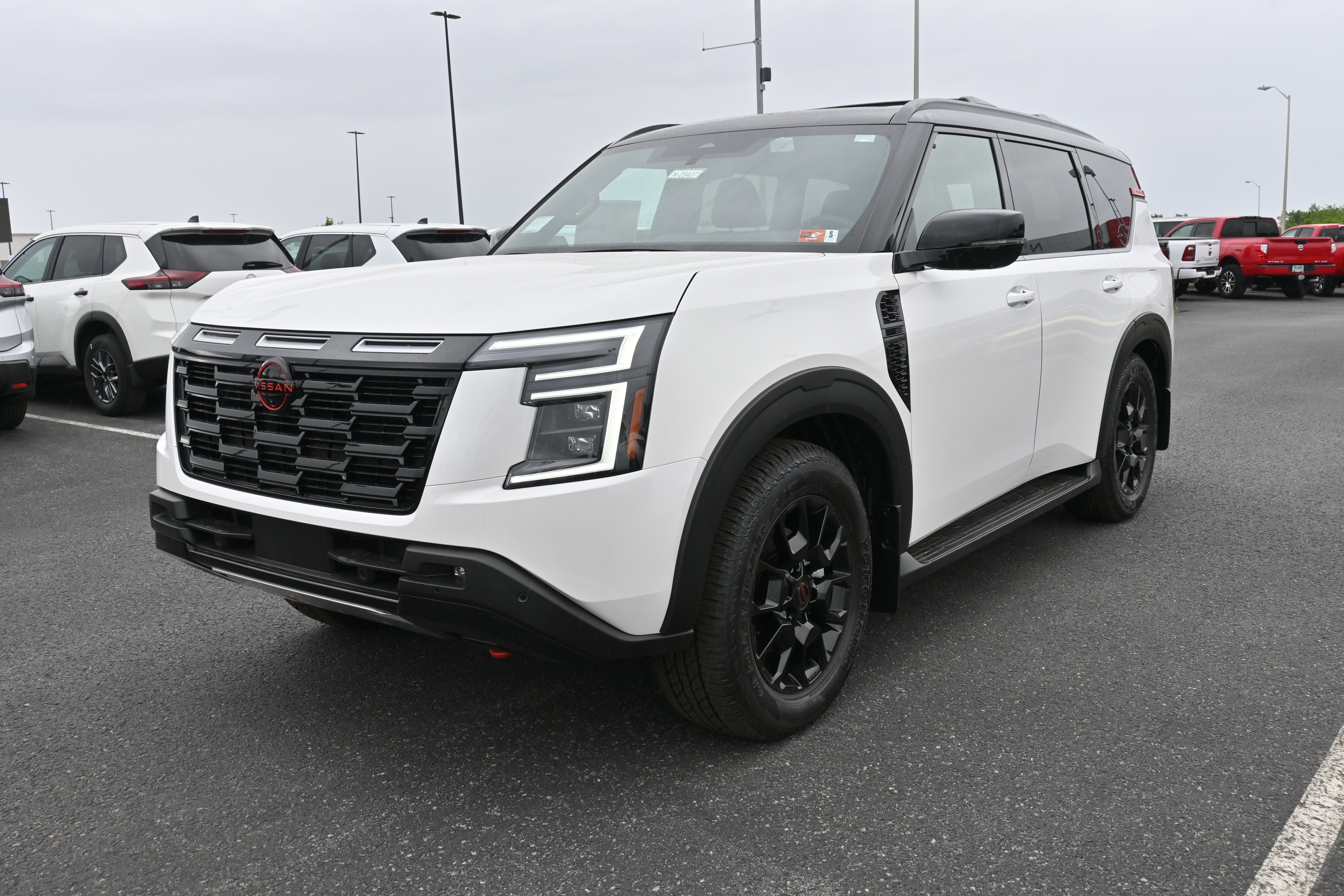 2025 Nissan Armada PRO-4X®