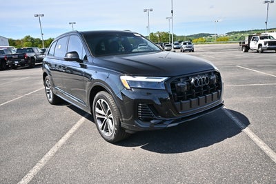 2026 Audi Q7 Premium