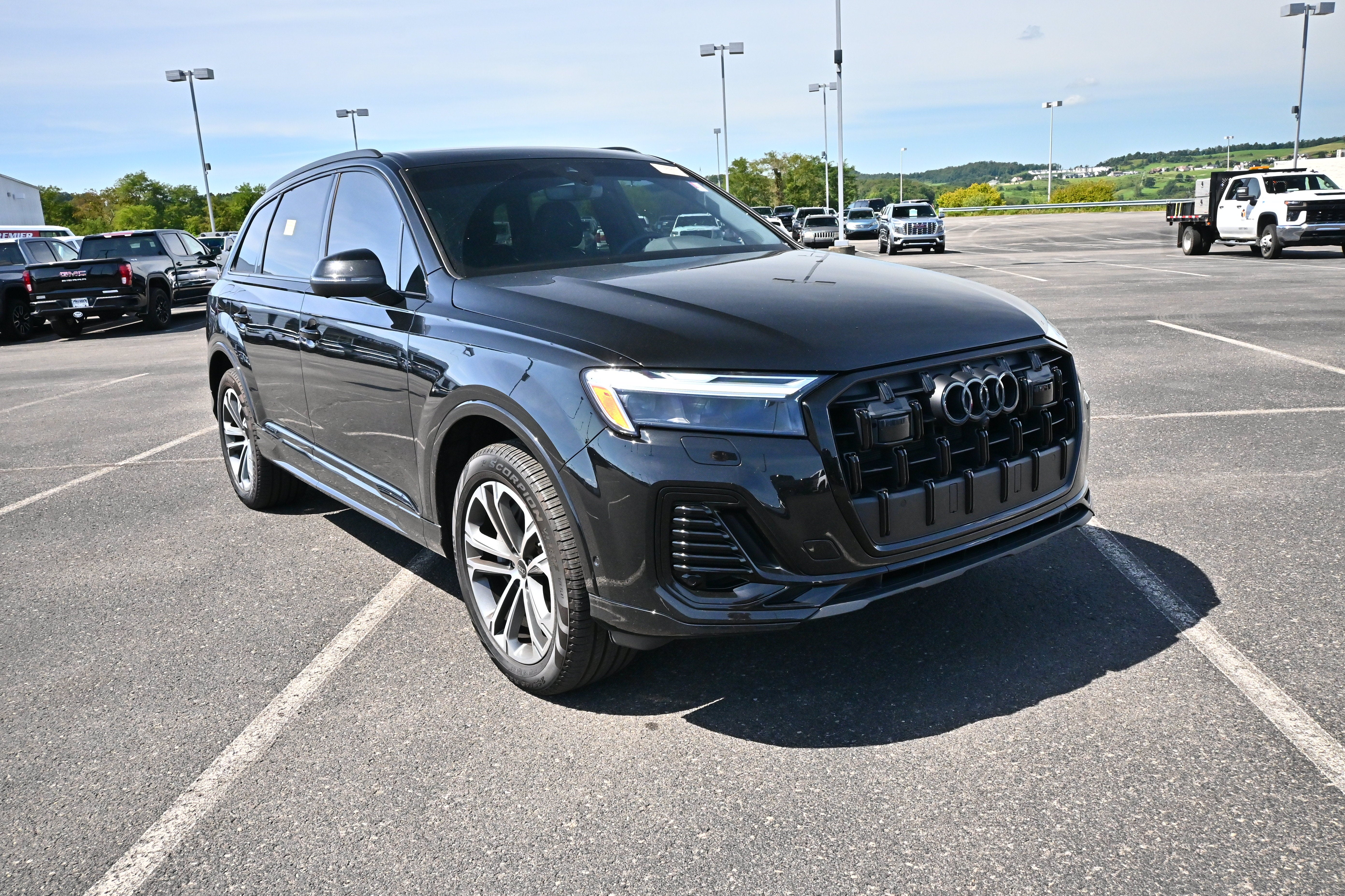 2026 Audi Q7 Premium