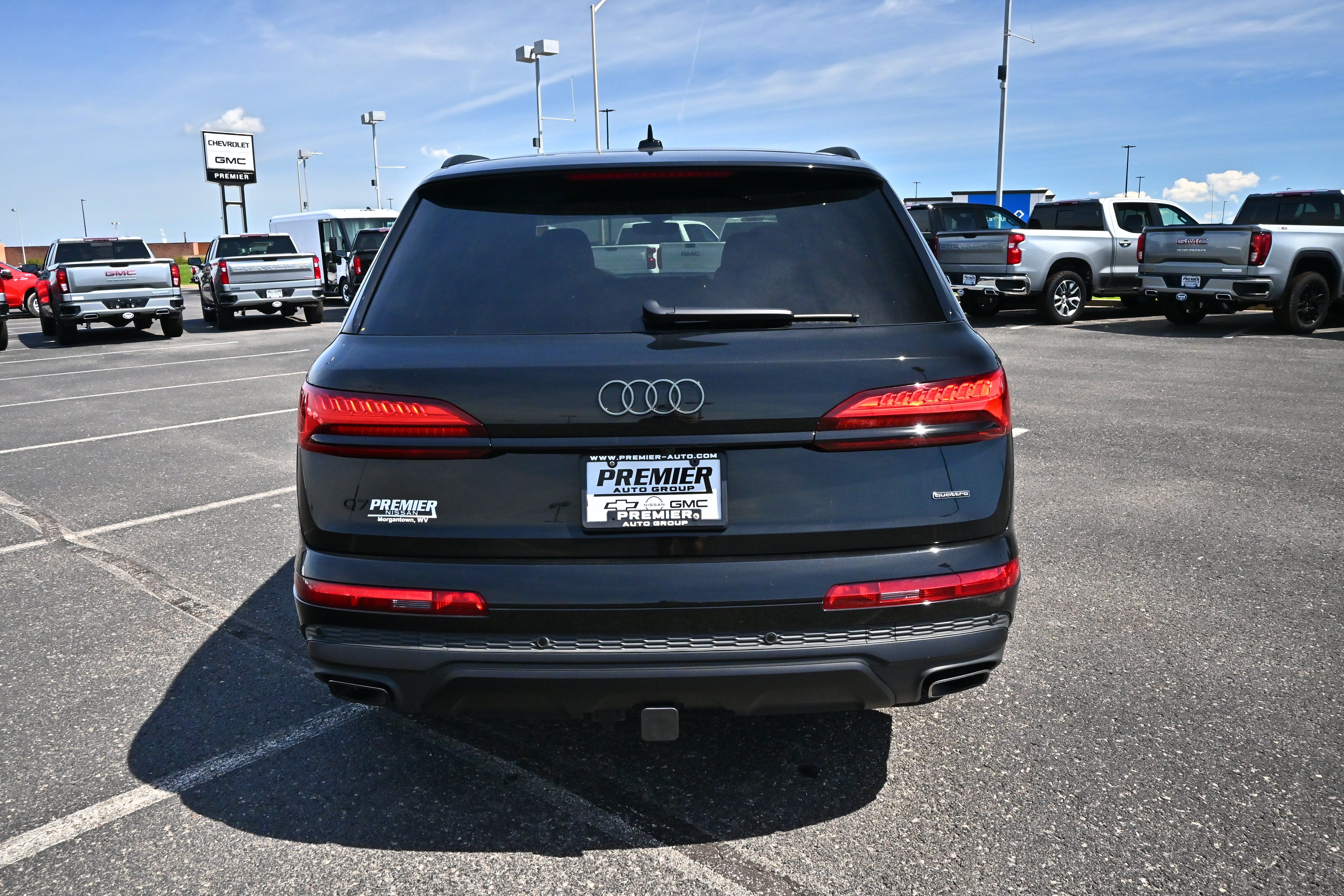 2026 Audi Q7 Premium