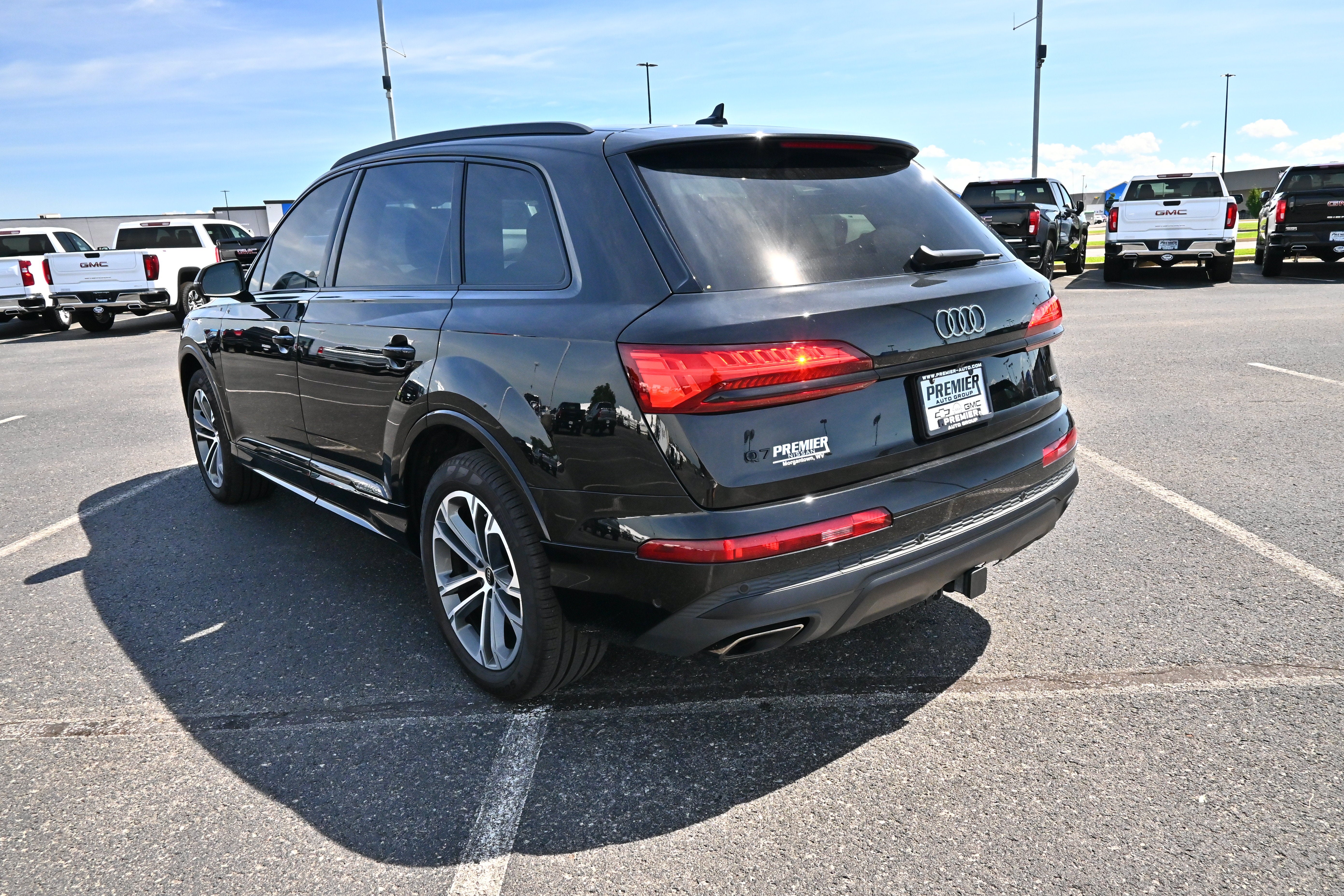 2026 Audi Q7 Premium