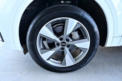 2022 Audi Q5 Premium Plus