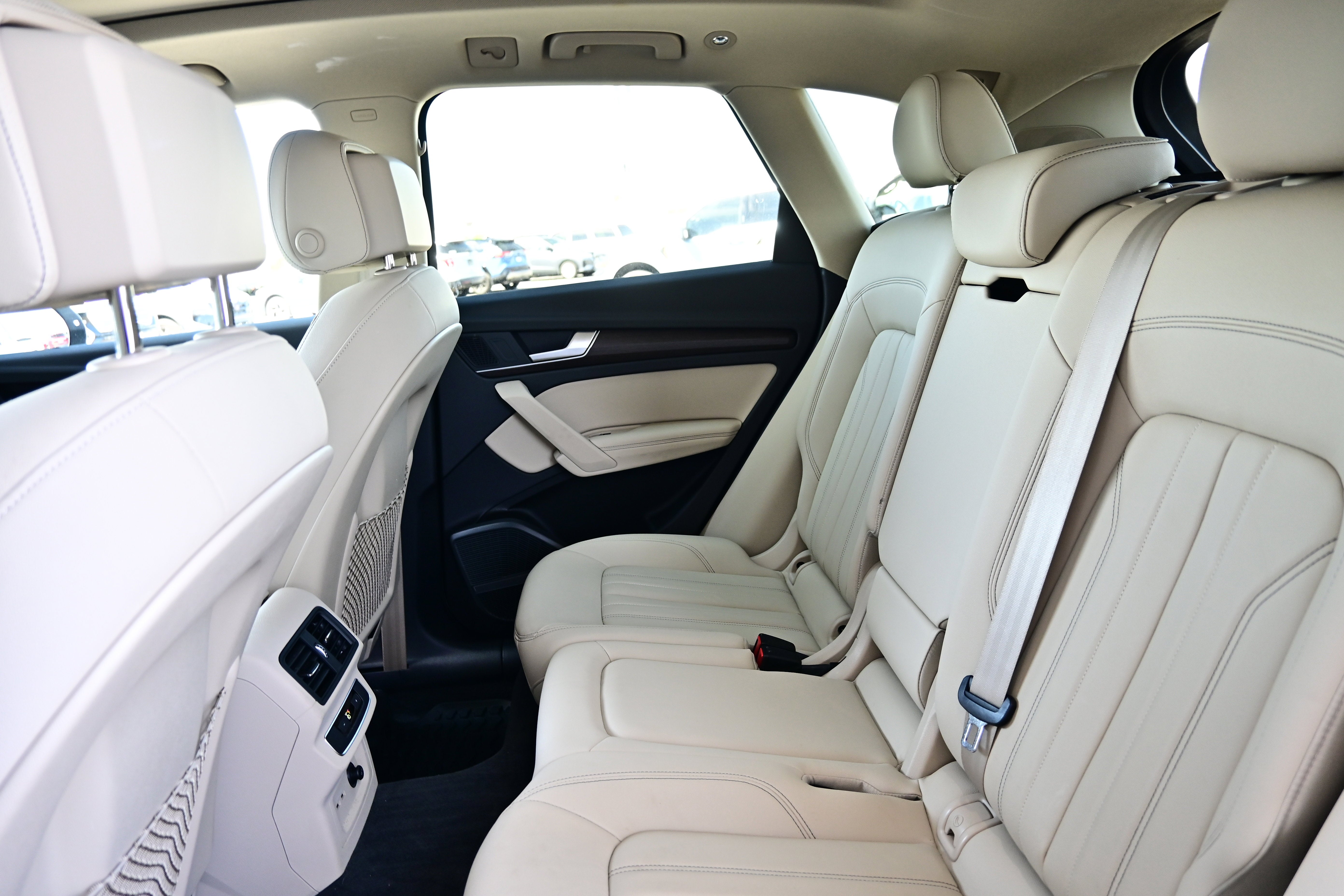 2022 Audi Q5 Premium Plus