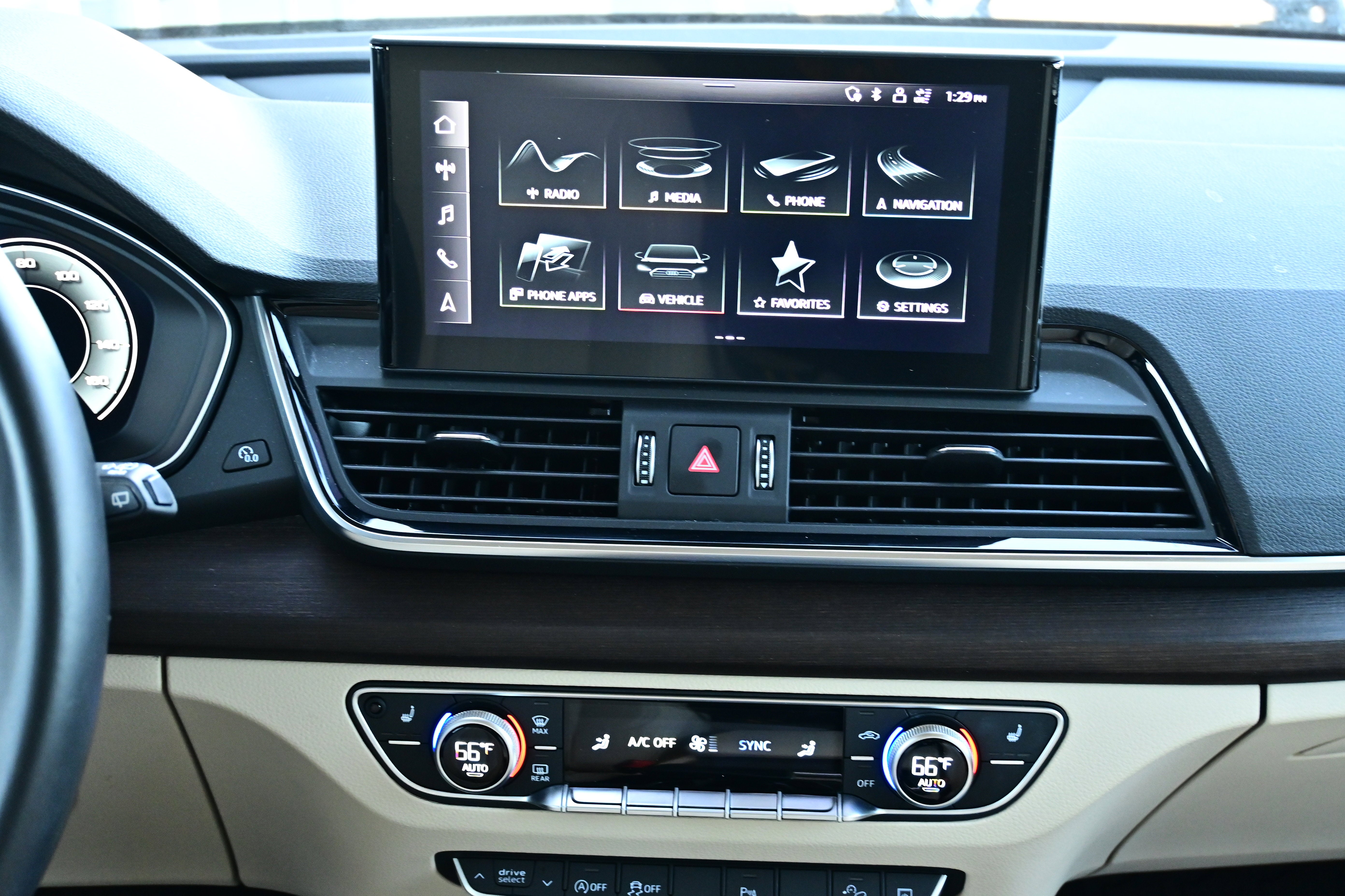 2022 Audi Q5 Premium Plus