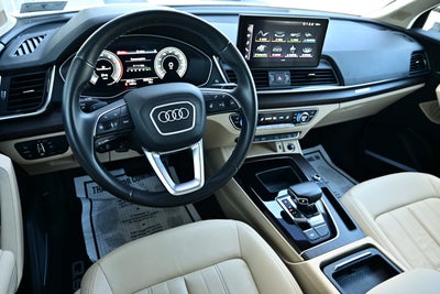 2022 Audi Q5 Premium Plus