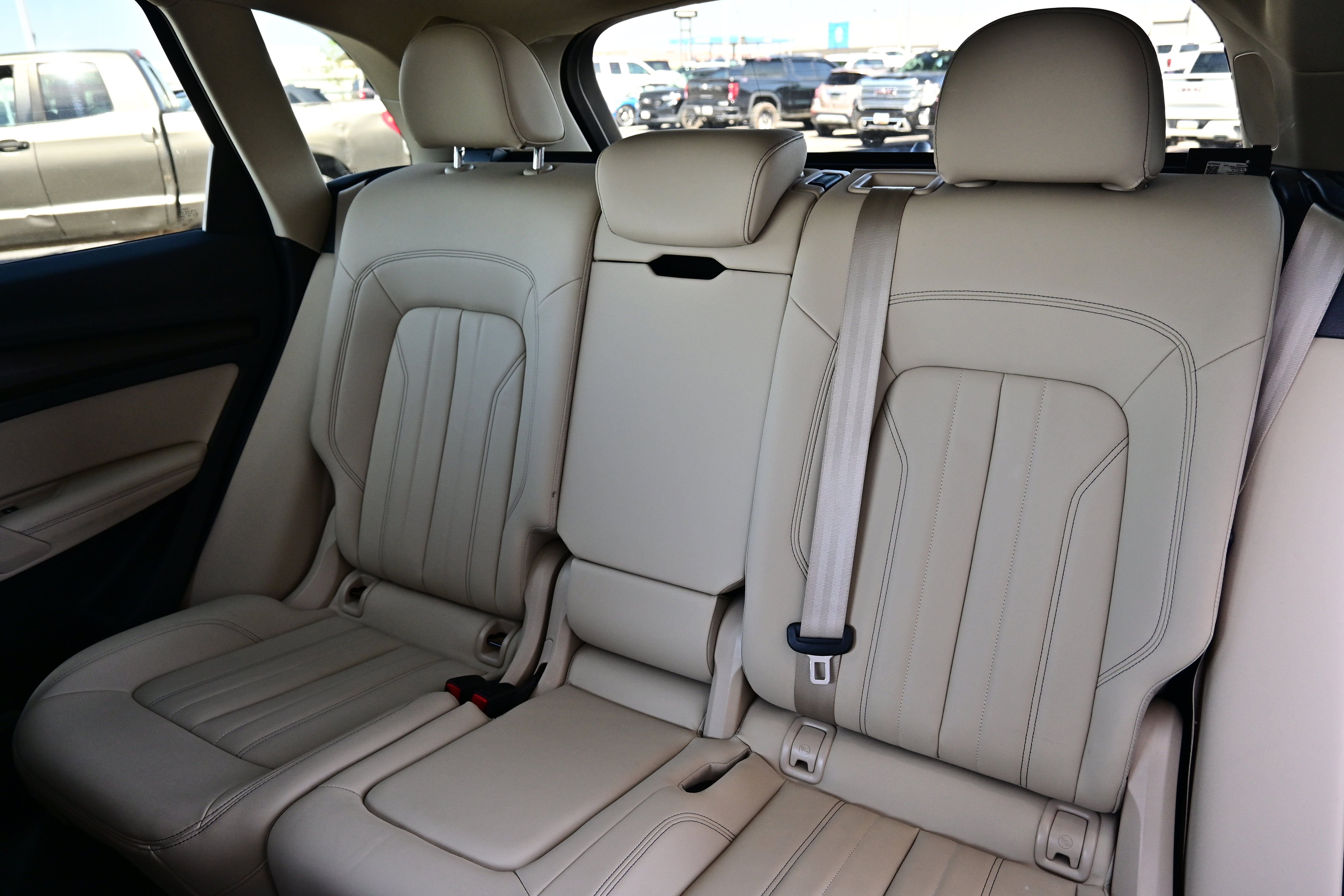 2022 Audi Q5 Premium Plus