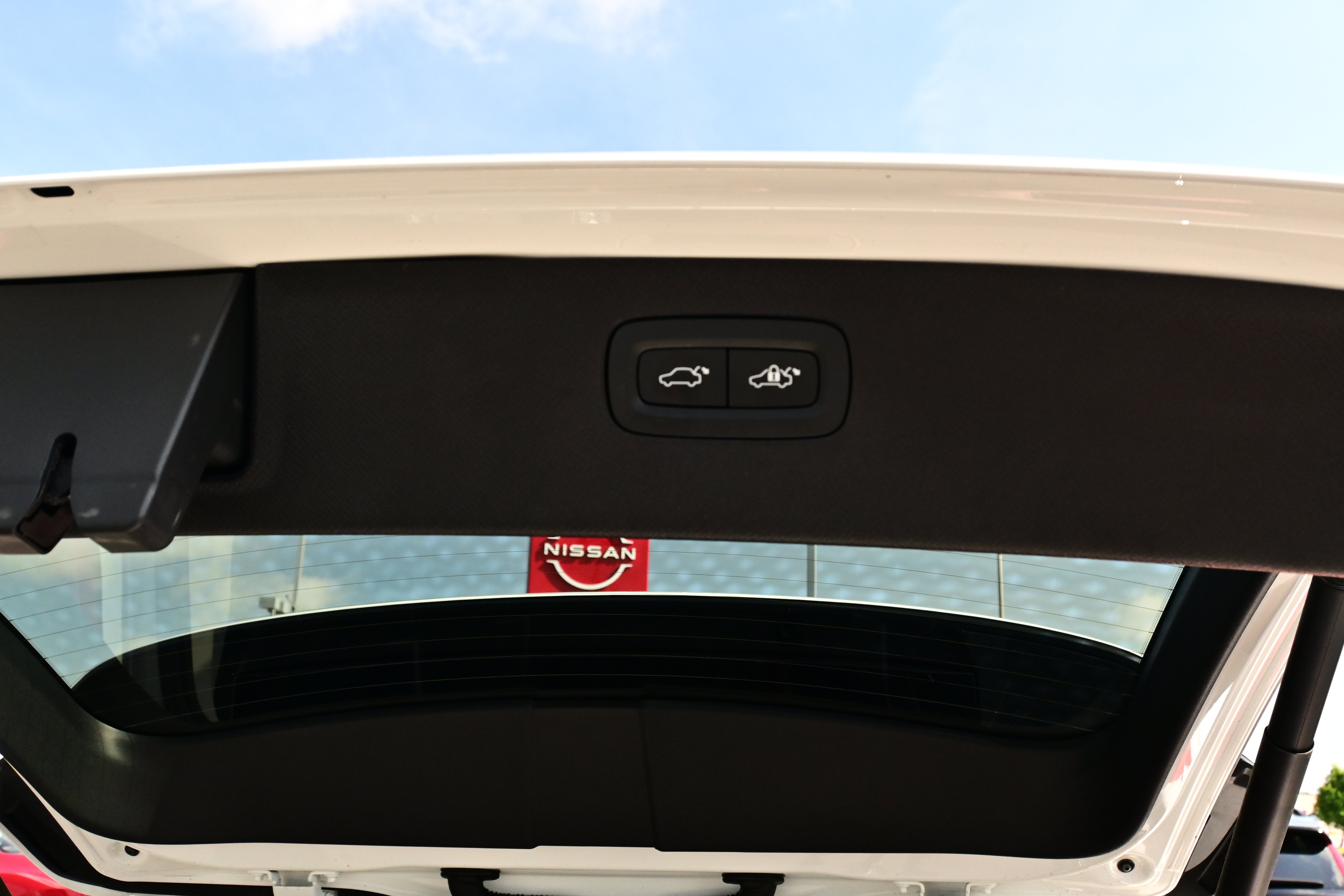 2024 Volvo XC90 Ultimate Bright Theme