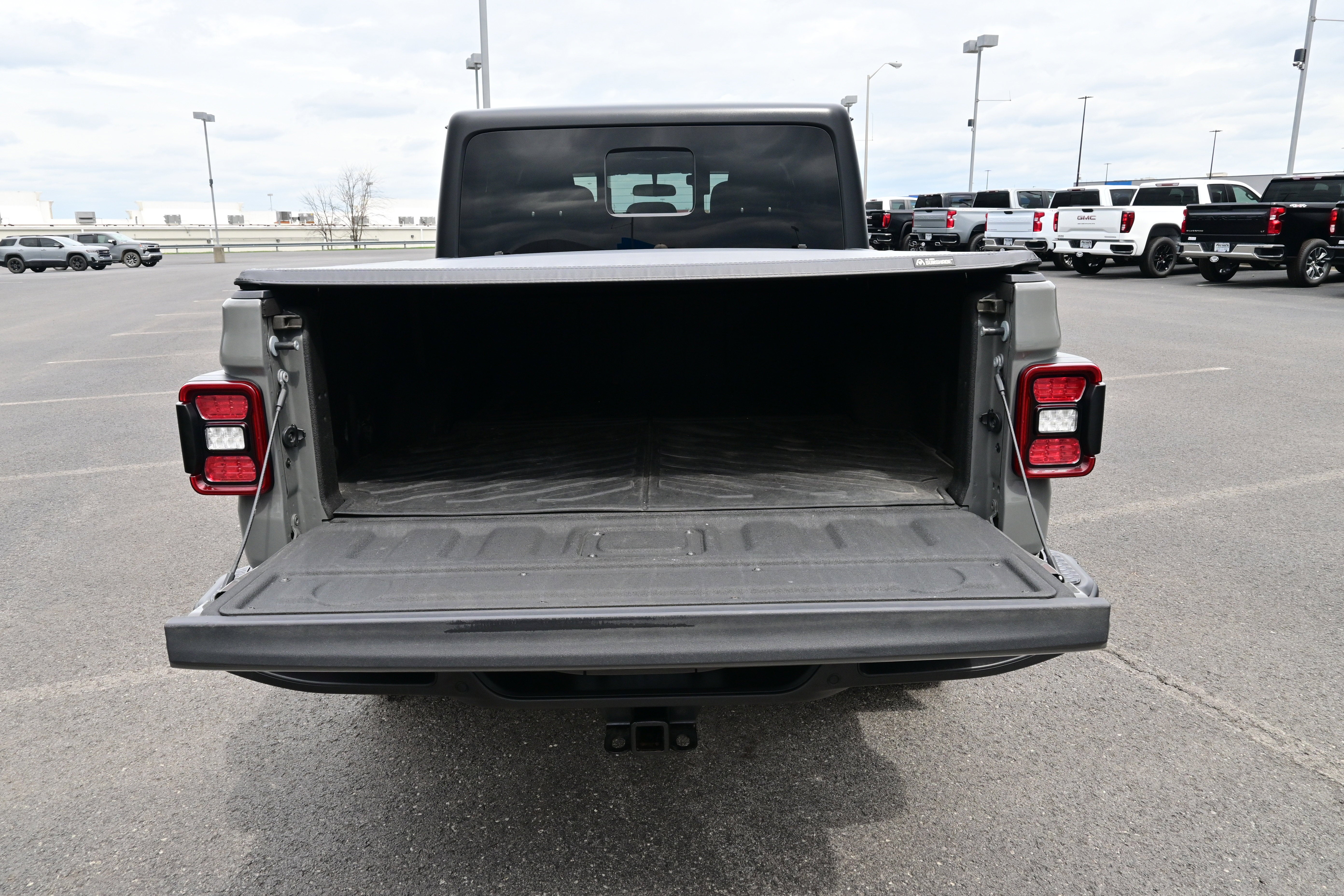 2023 Jeep Gladiator Willys