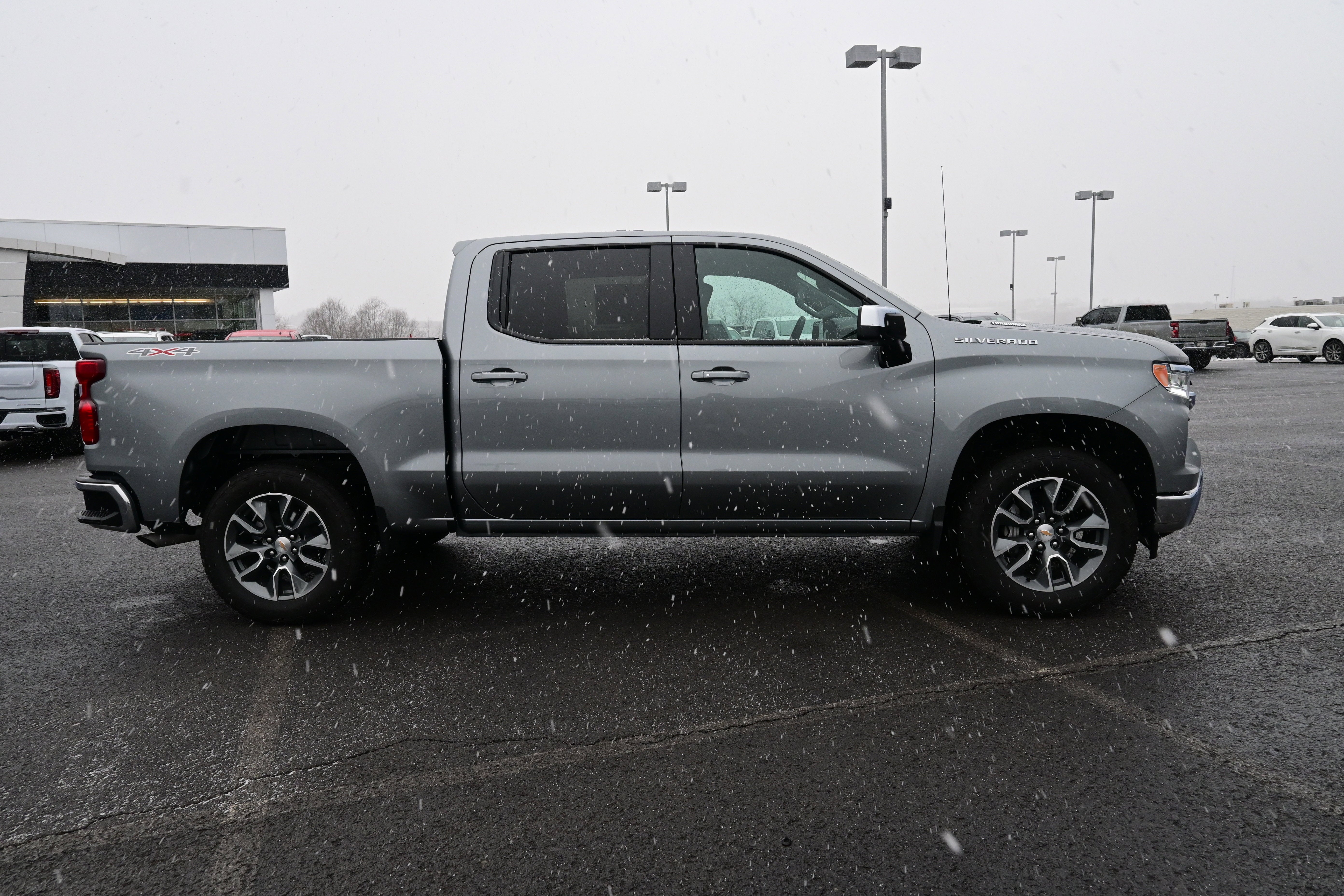2026 Chevrolet Silverado 1500 LT (2FL)