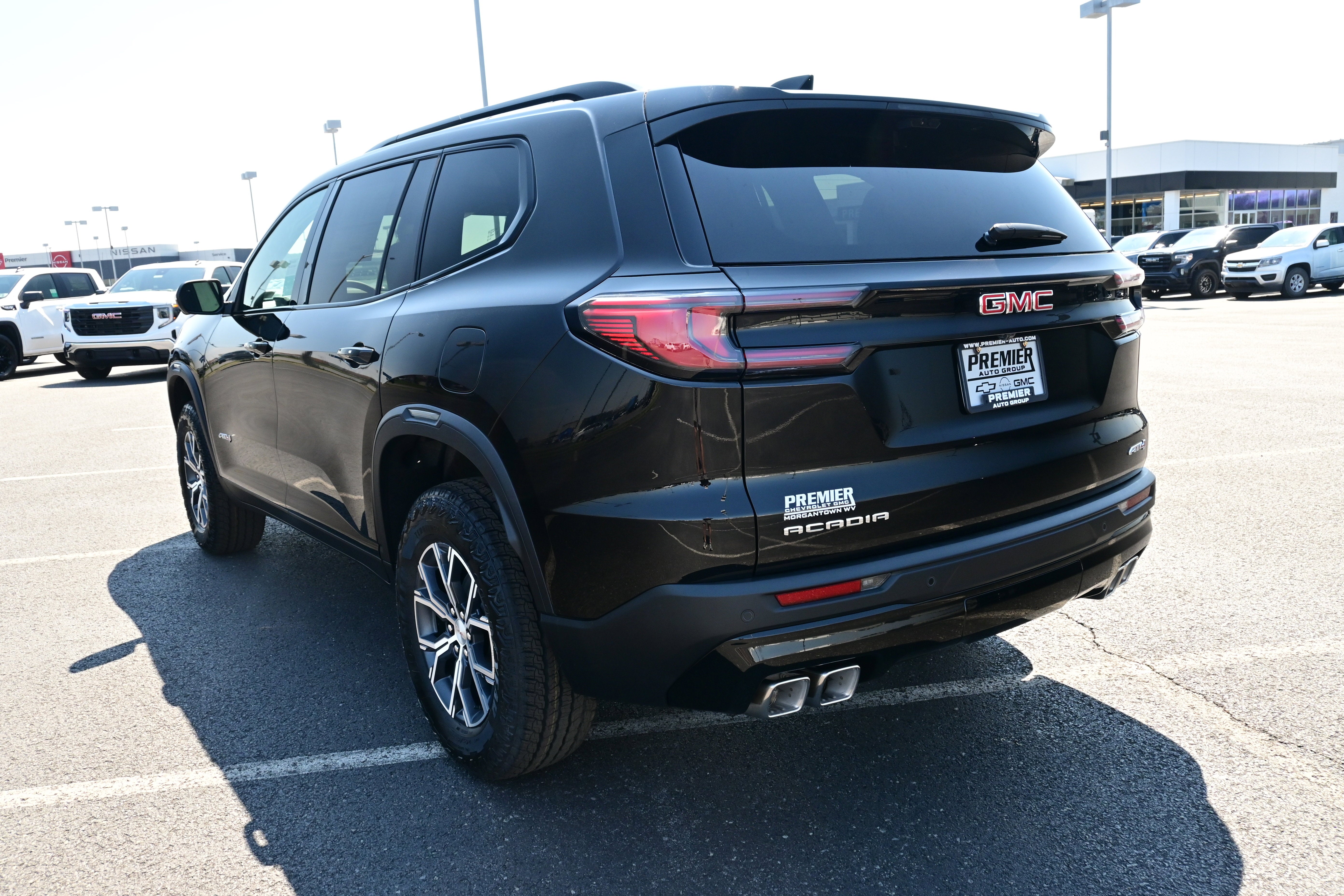 2026 GMC Acadia AT4