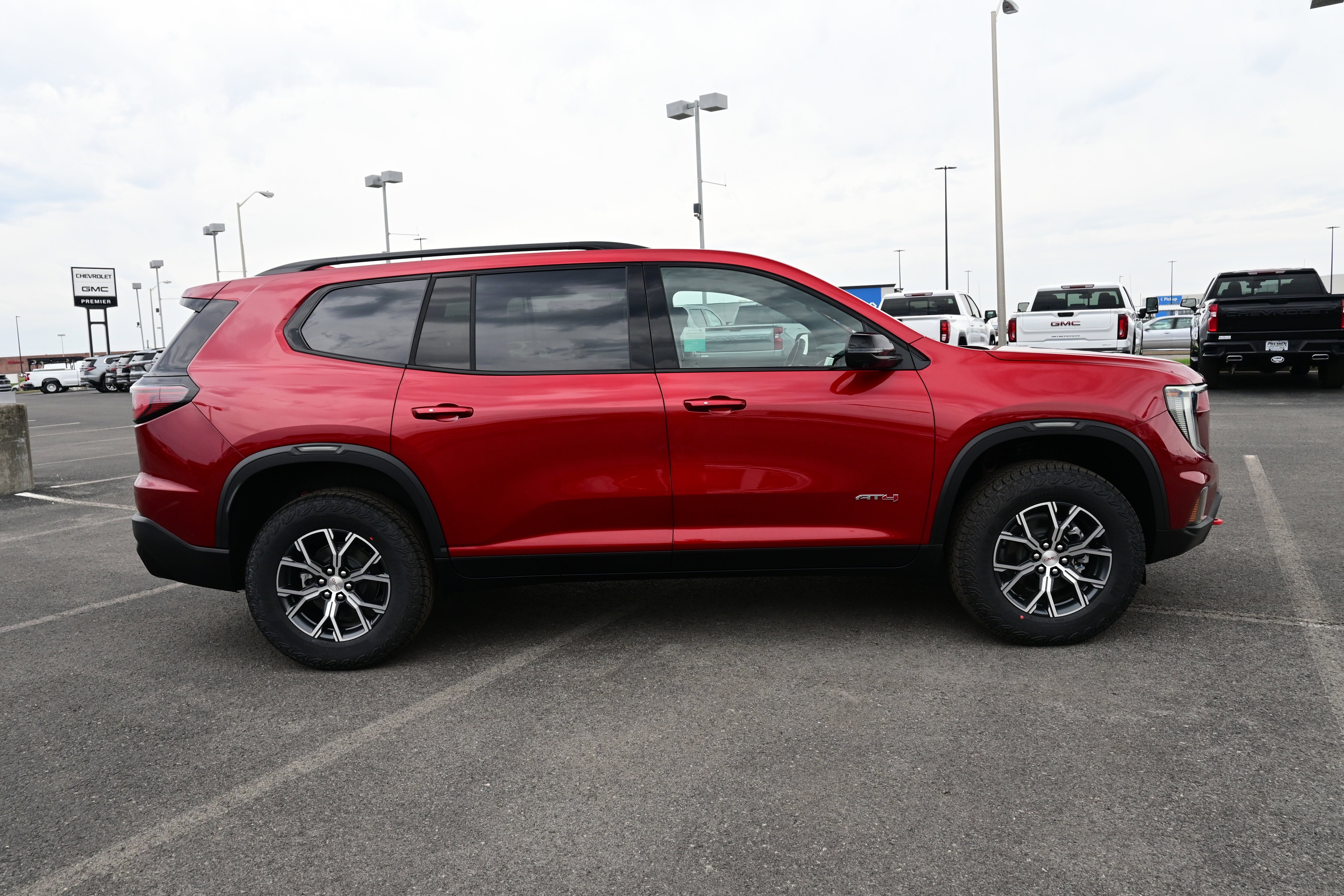 2026 GMC Acadia AT4
