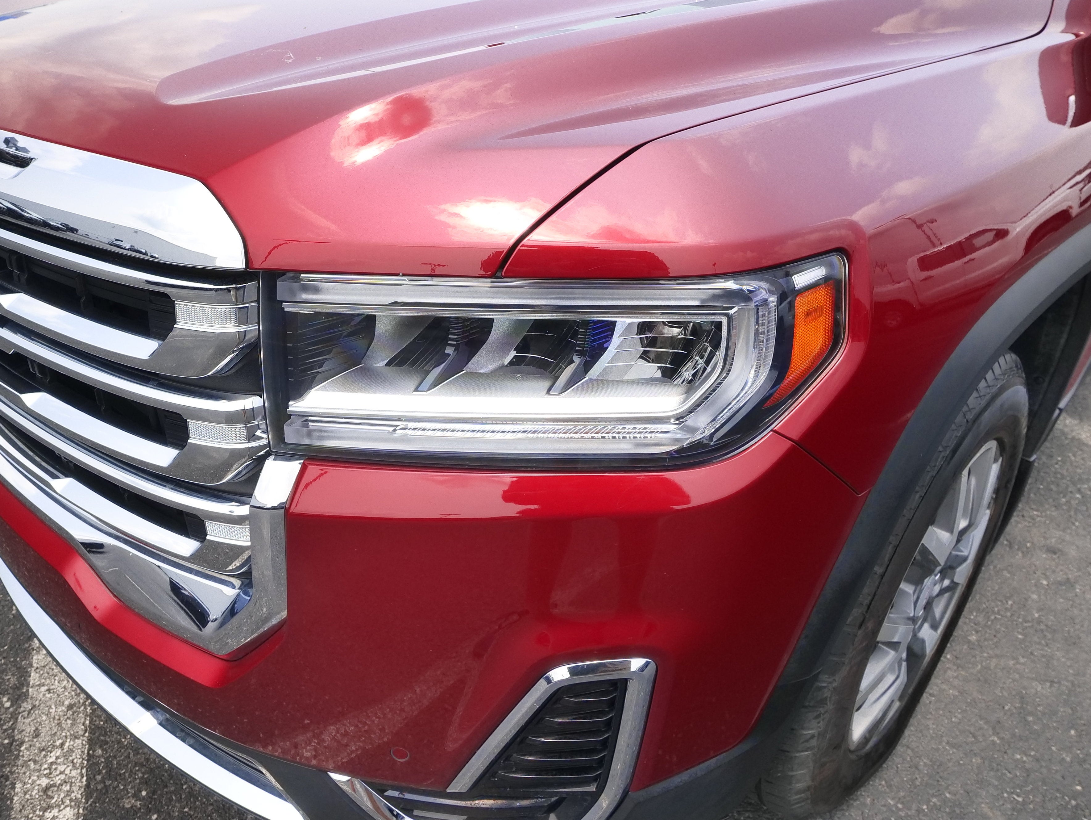2023 GMC Acadia SLE