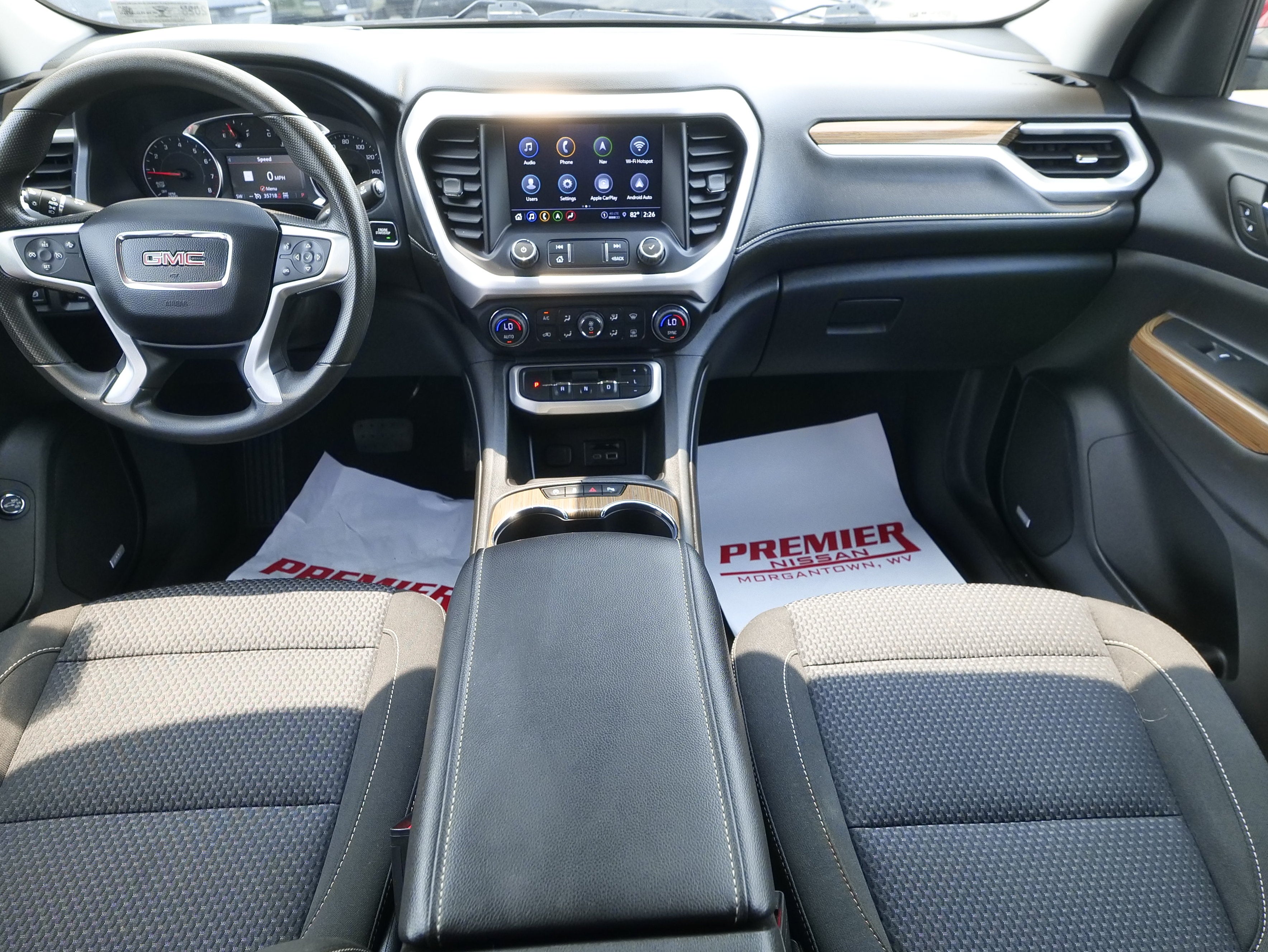 2023 GMC Acadia SLE