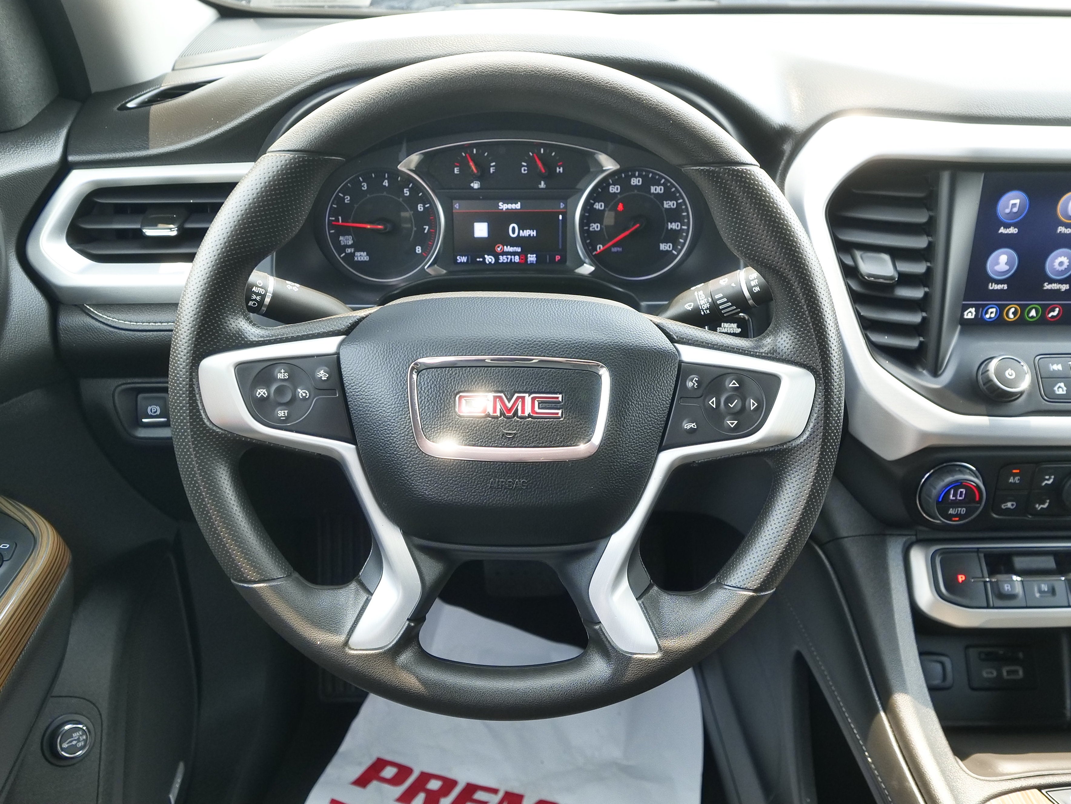 2023 GMC Acadia SLE
