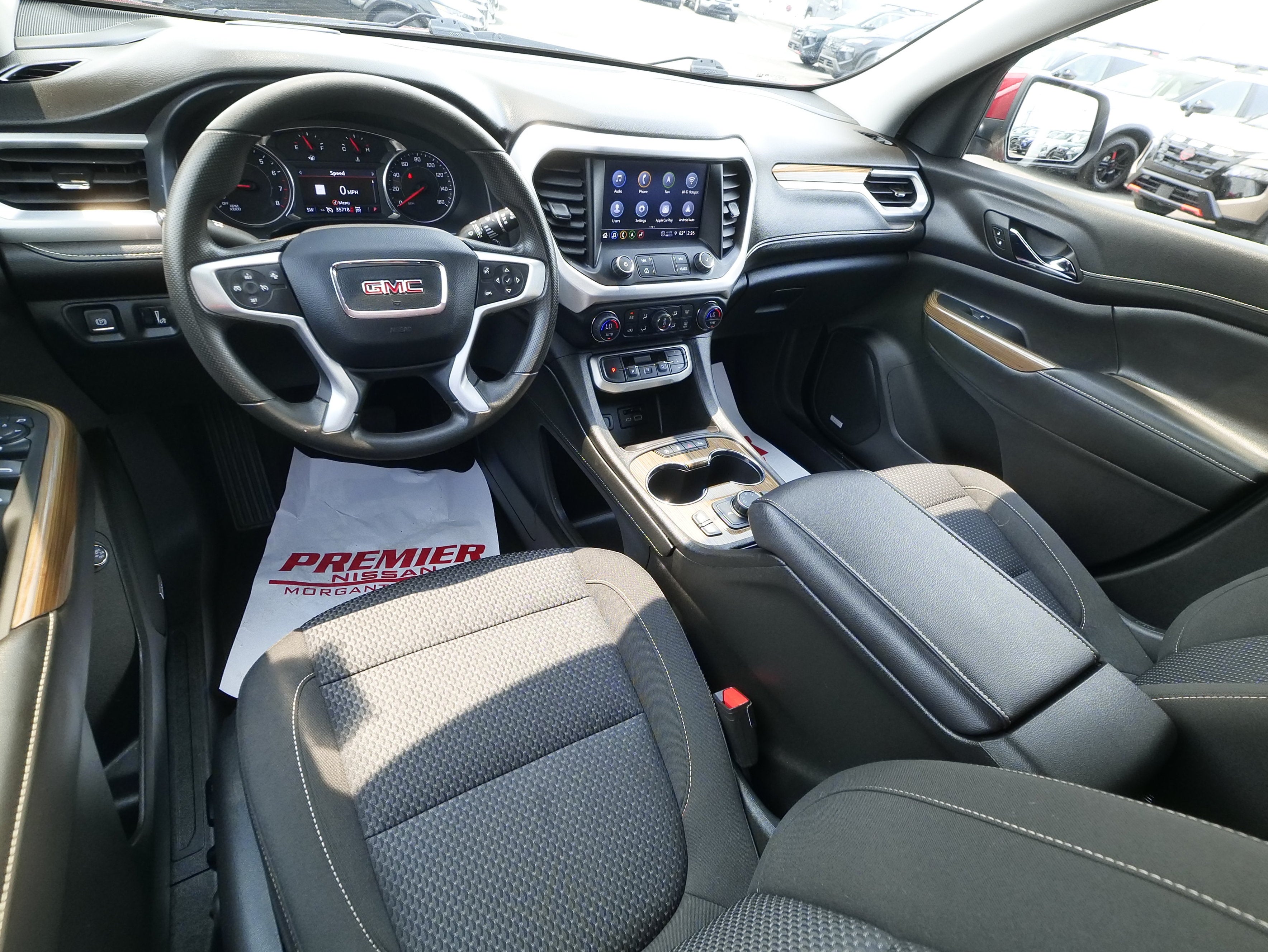 2023 GMC Acadia SLE