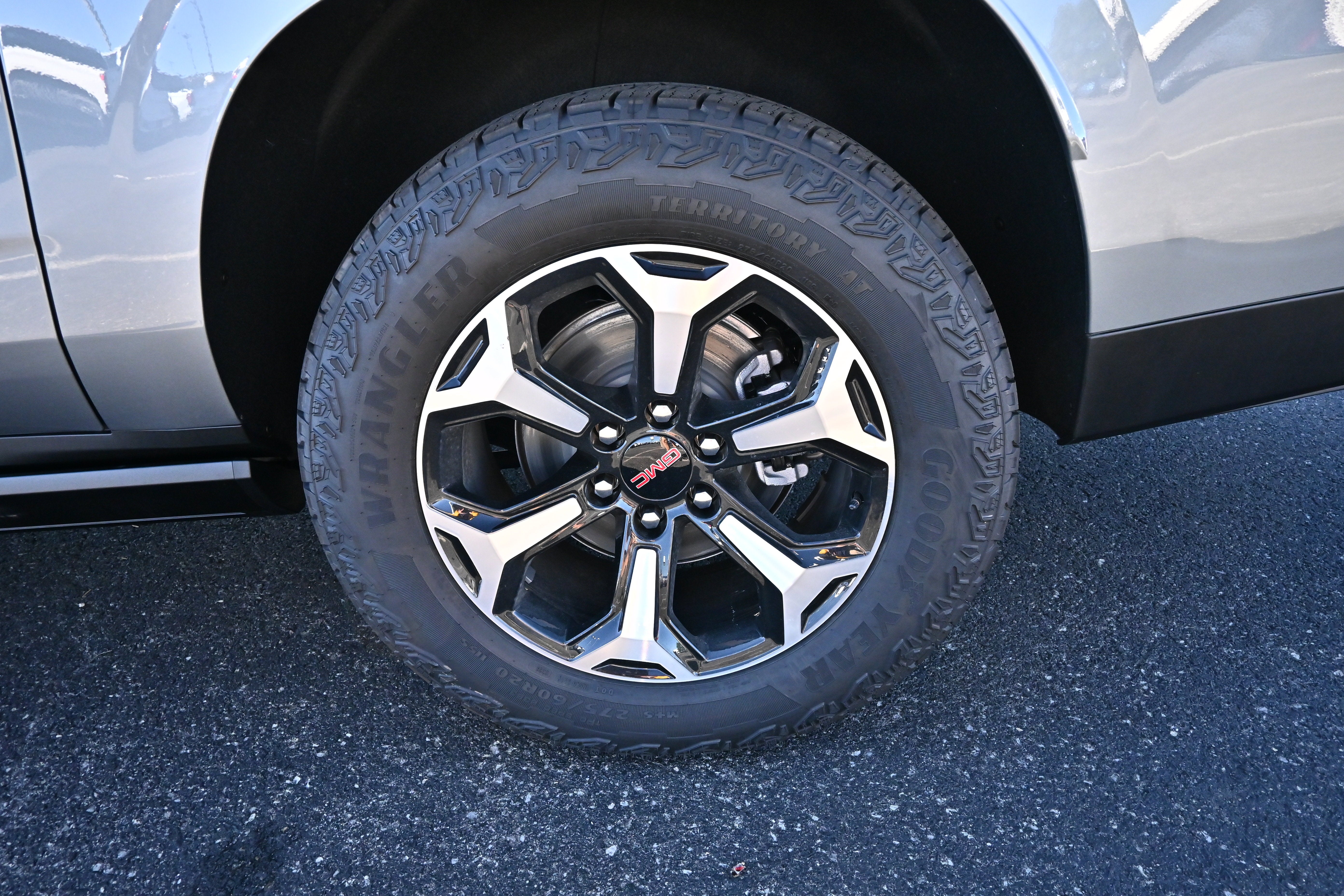 2026 GMC Yukon XL AT4
